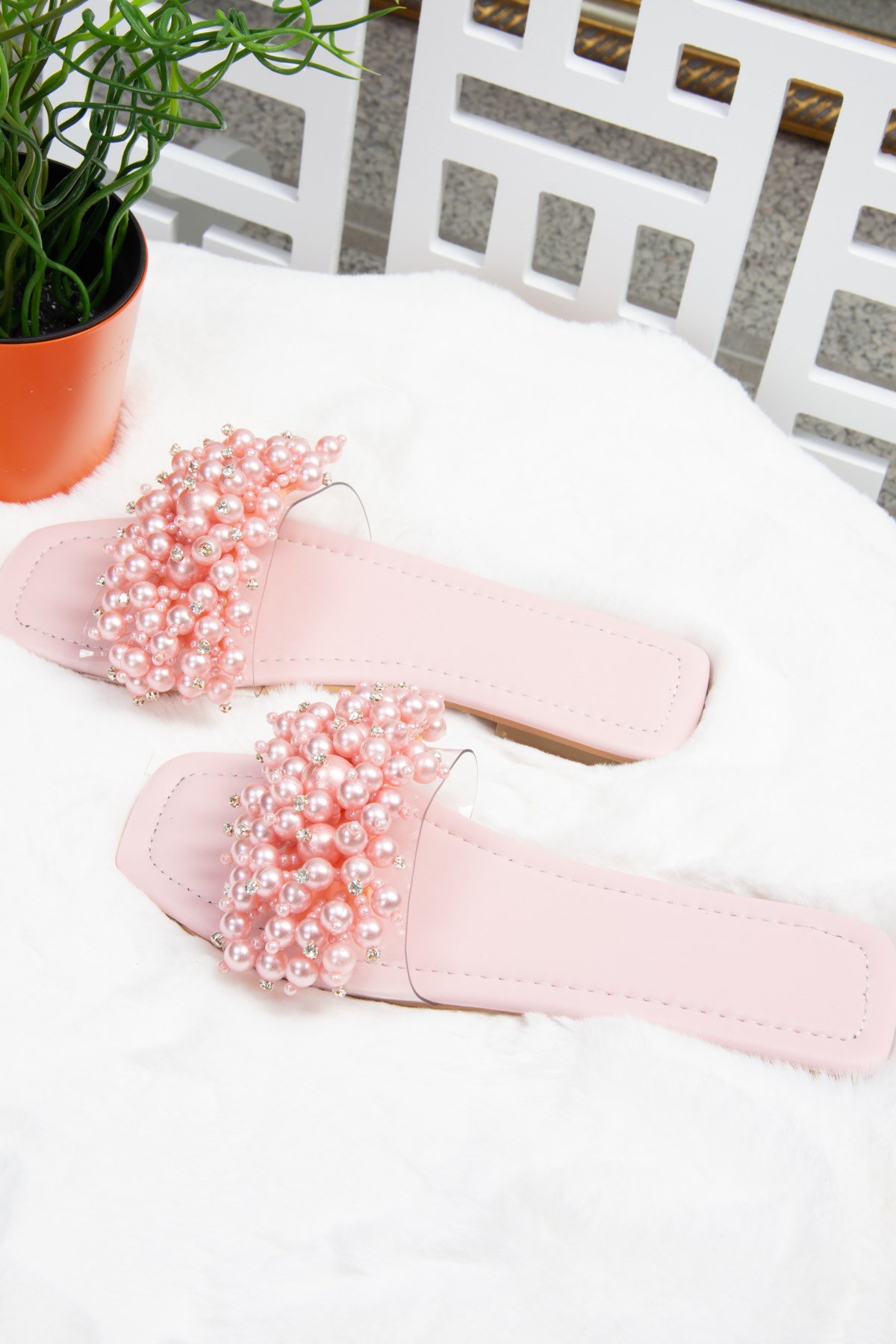 Pembe İncili Kadın Terlik K726944009