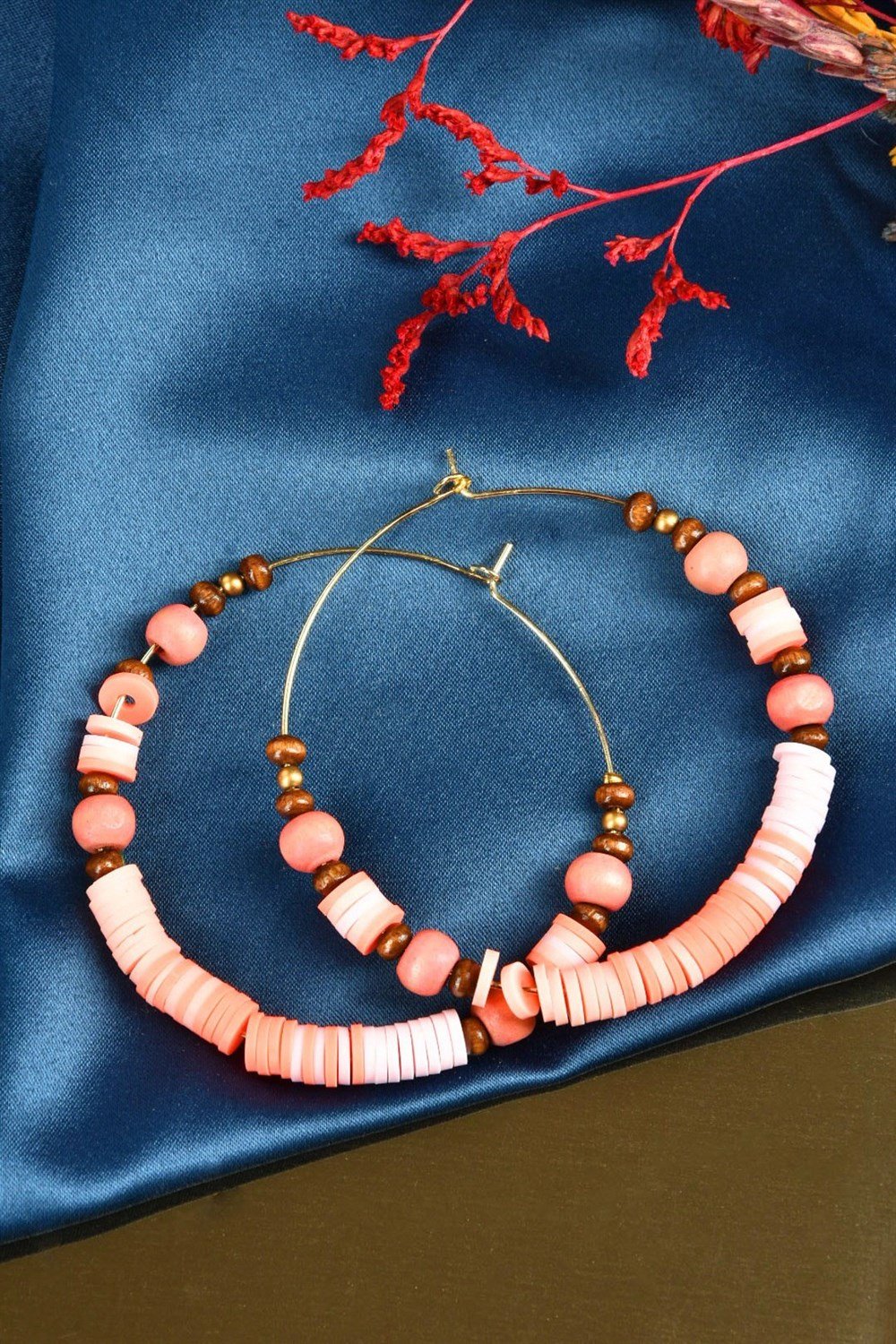 Pembe Tahta Boncuklu Fimo Büyük Halka Küpe KA031083