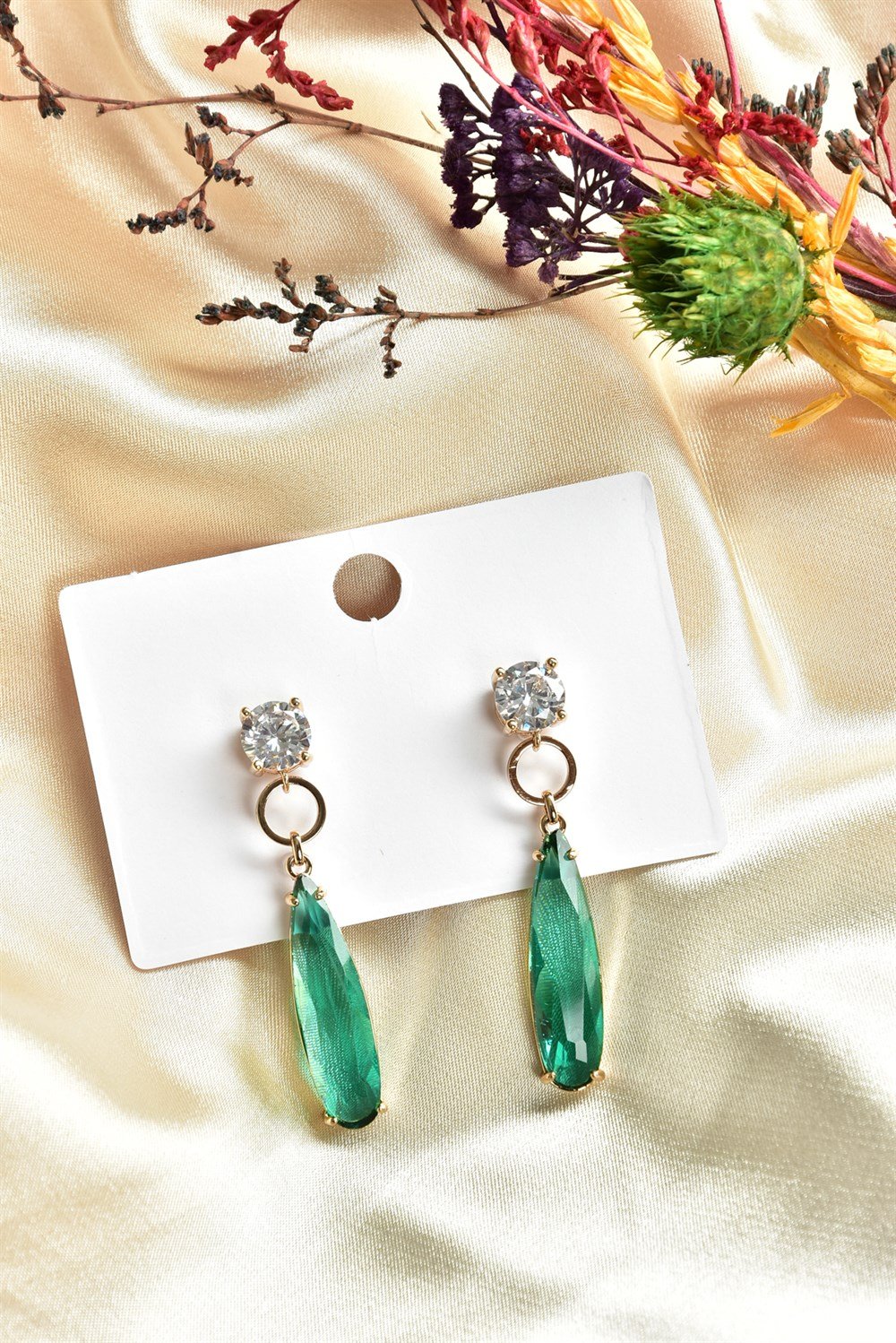 Pırlanta Detay Yeşil Taşlı Sallantılı Küpe KA061235