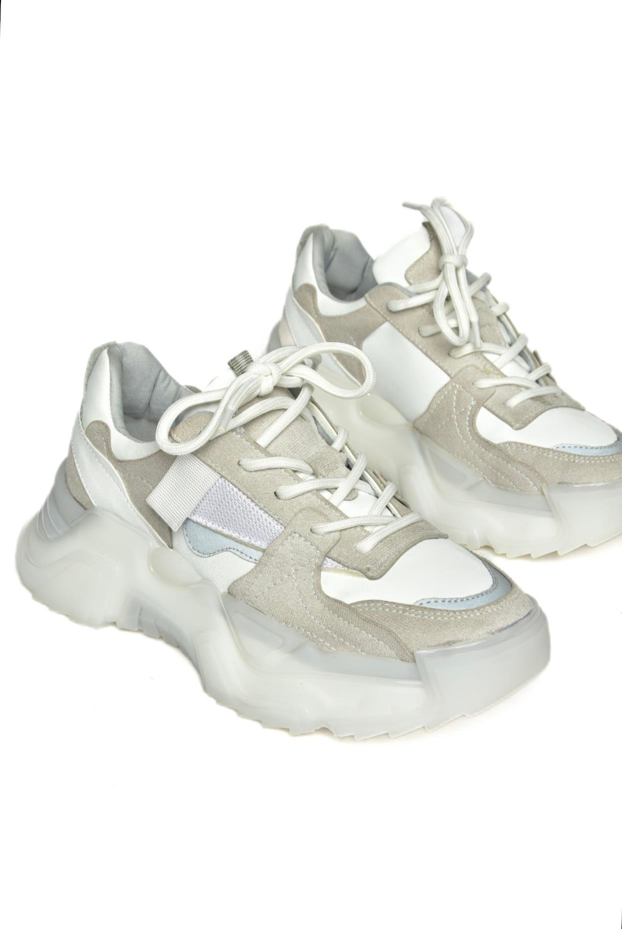 R312611402 Beyaz/Gri Süet Kalın Tabanlı Spor Ayakkabı Sneakers