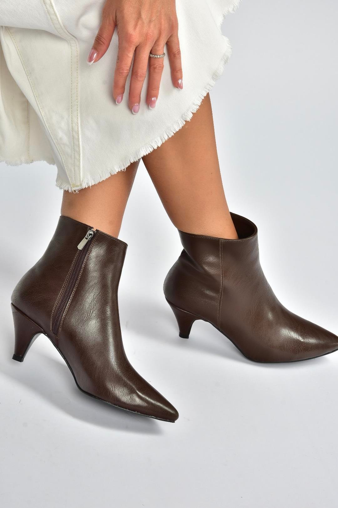 R404710009 Kahverengi Alçak Topuklu Kadın Bot