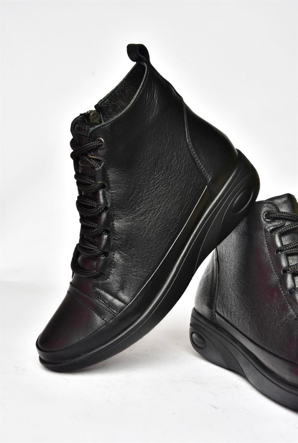 R555001003 Siyah Hakiki Deri Comfort Ortopedik Taban Kadın Bot