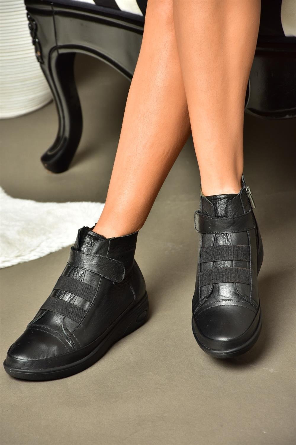 R555001103 Siyah Hakiki Deri Comfort Ortopedik Taban Kadın Bot