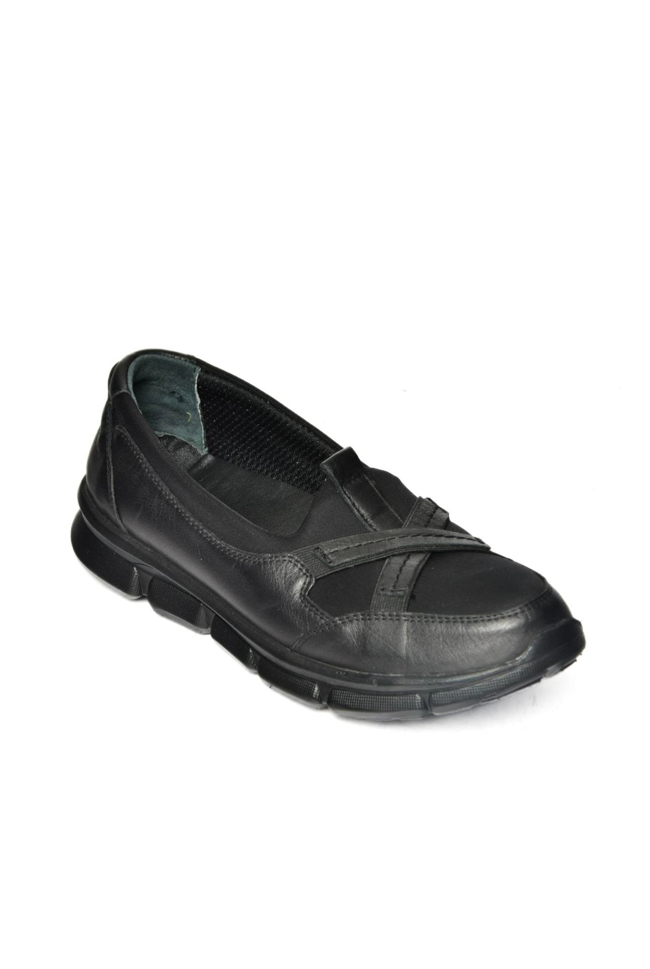 R555076003 Siyah Hakiki Deri Comfort Ortopedik Taban Kadın Ayakkabı
