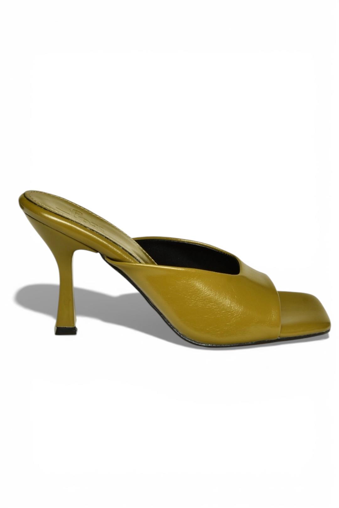 S590033160 Haki Rustik İnce Topuklu Kadın Terlik