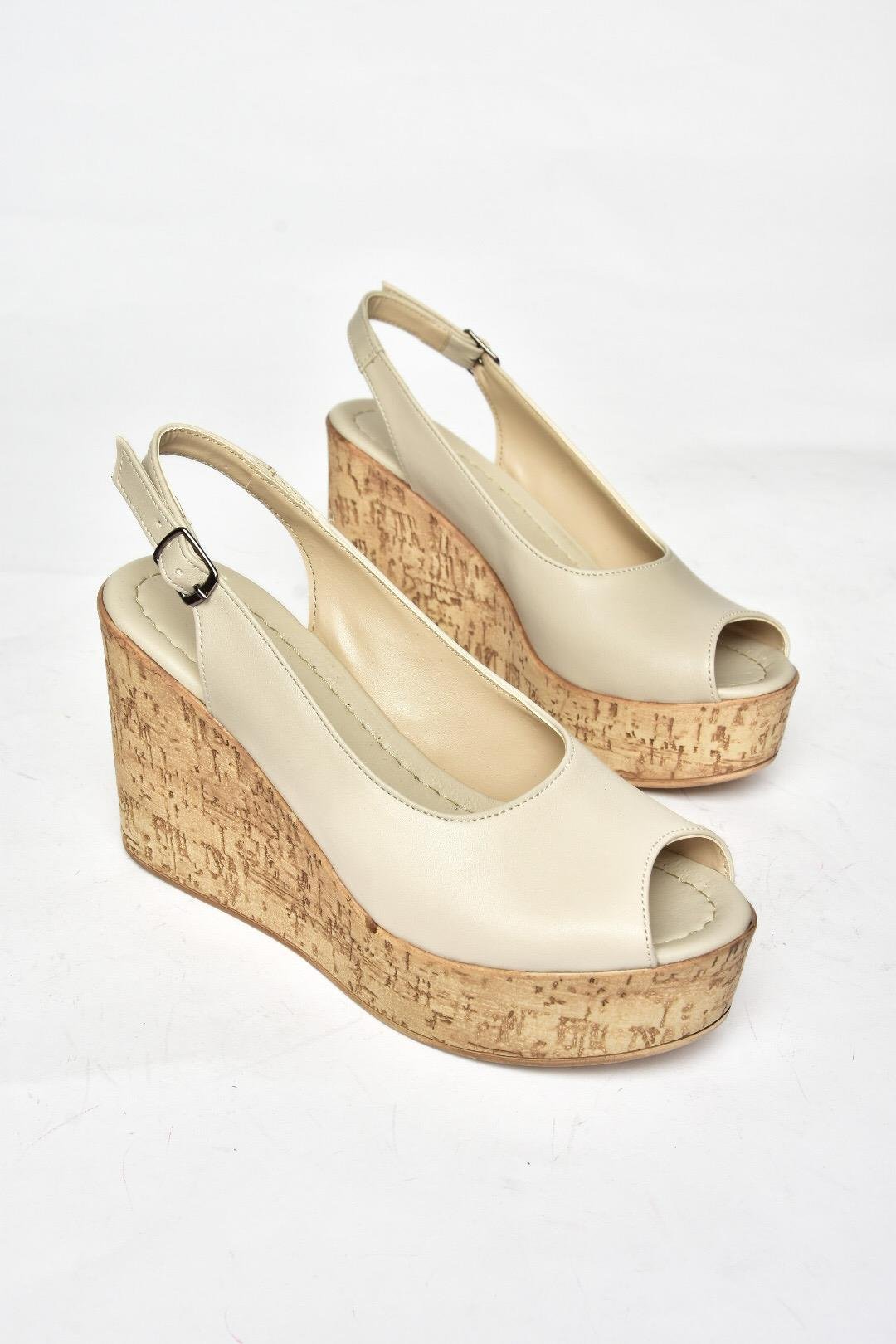 S996063509 Bej Dolgu Topuklu Kadın Ayakkabı