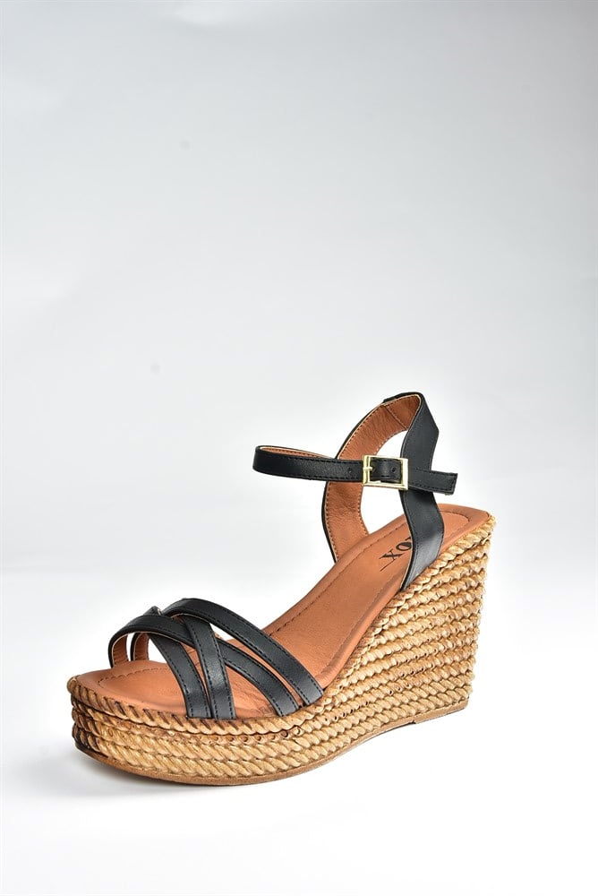 Siyah Dolgu Topuklu Kadın Ayakkabı K674194109