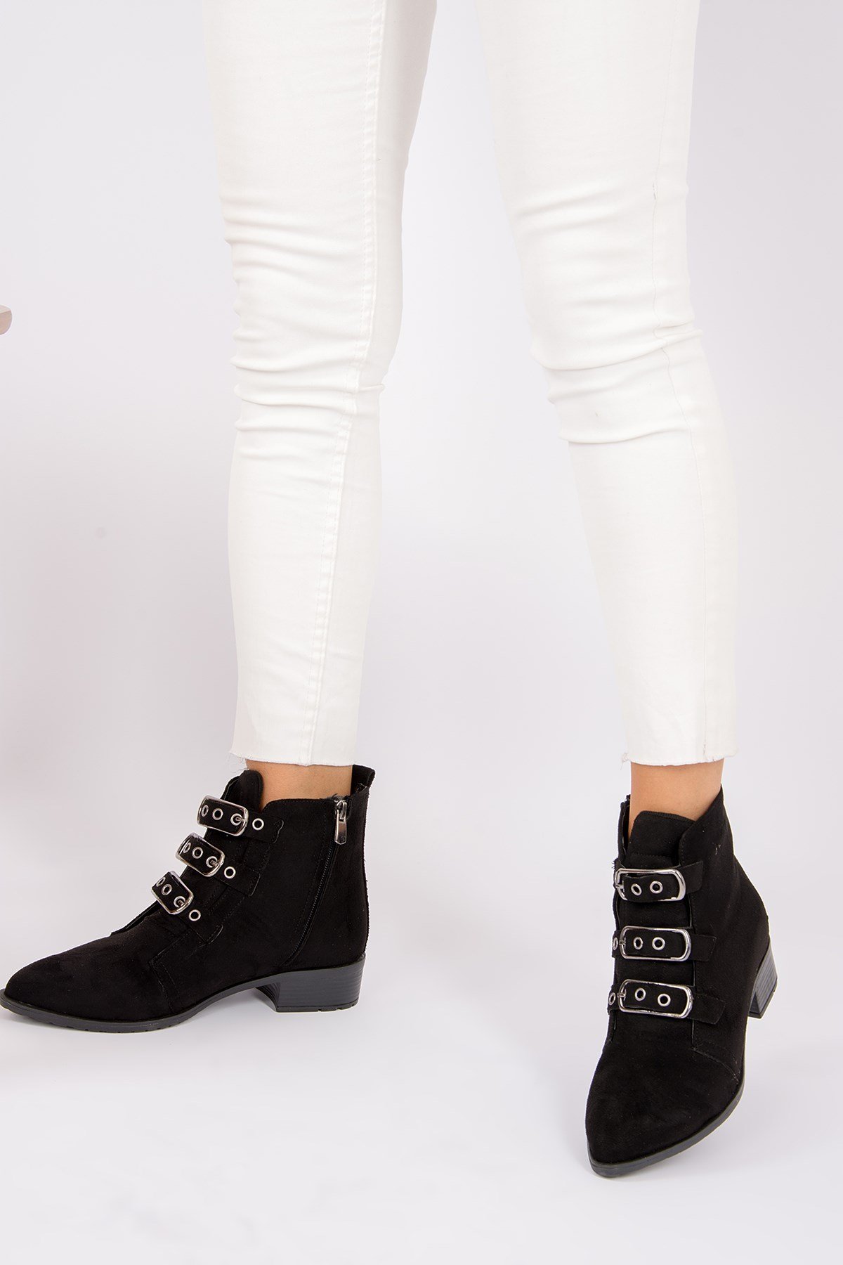 Siyah Kadın Bot G563178202