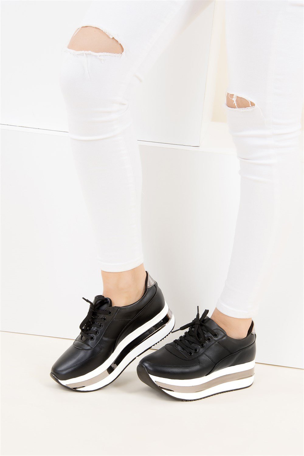 Siyah Kadın Sneakers F674180209