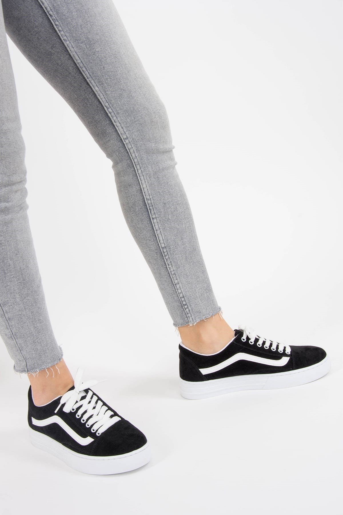 Siyah Kadın Spor F652060102