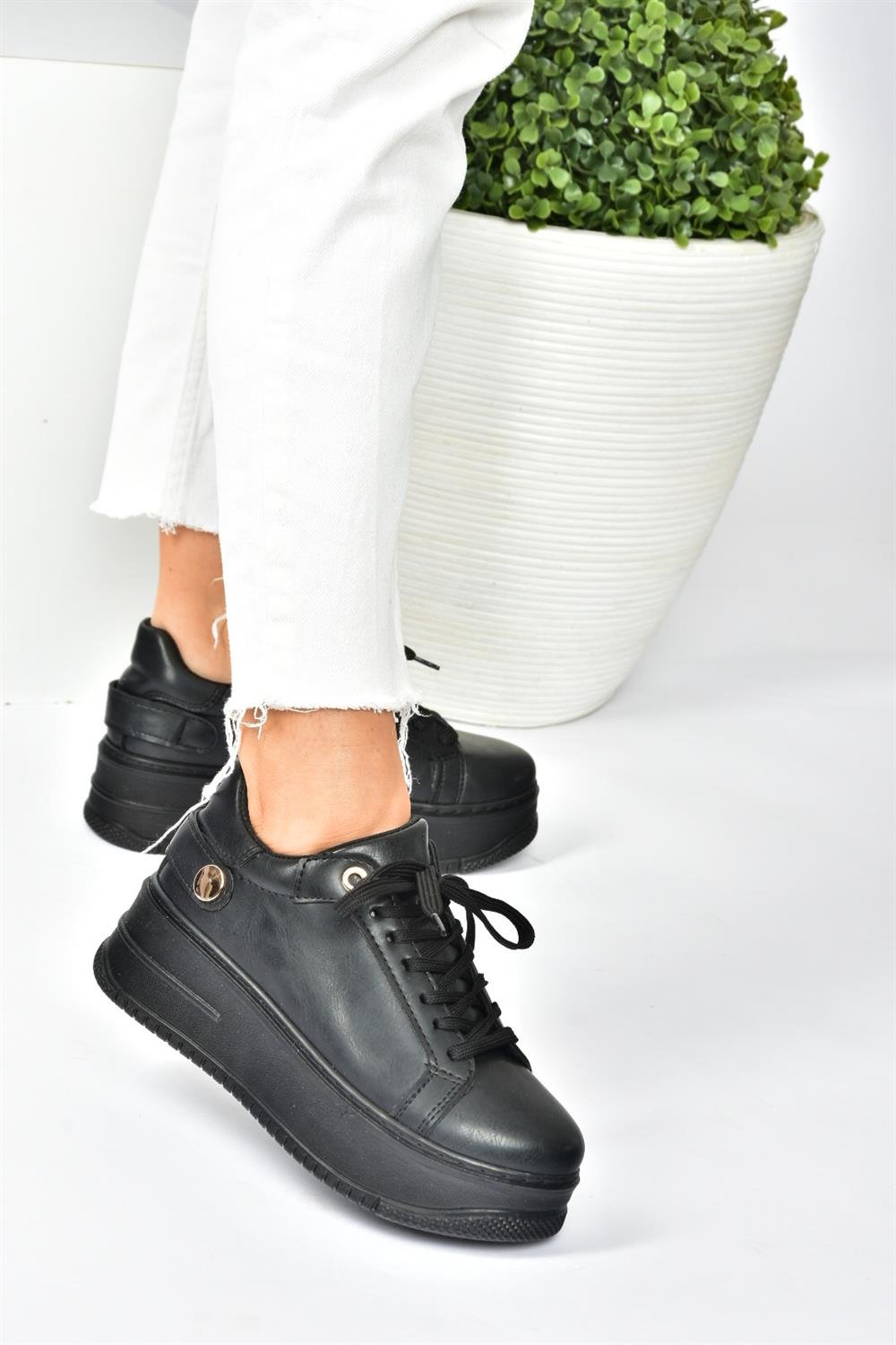 Siyah Kalın Tabanlı Günlük Sneaker Spor Ayakkabı P973518009