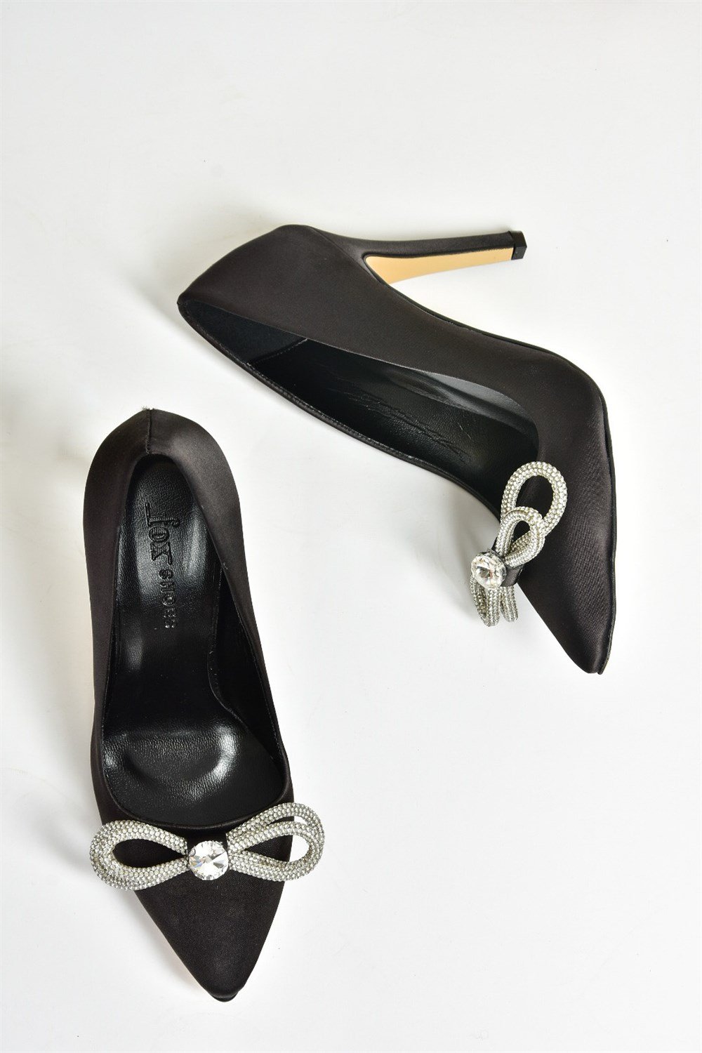 Siyah Saten Kumaş Taşlı Kadın Stiletto M253972004