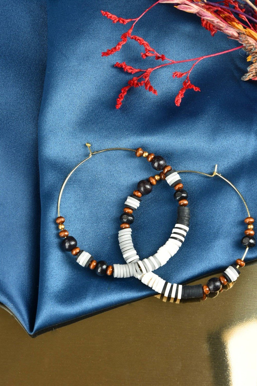 Siyah Tahta Boncuklu Fimo Büyük Halka Küpe KA031083