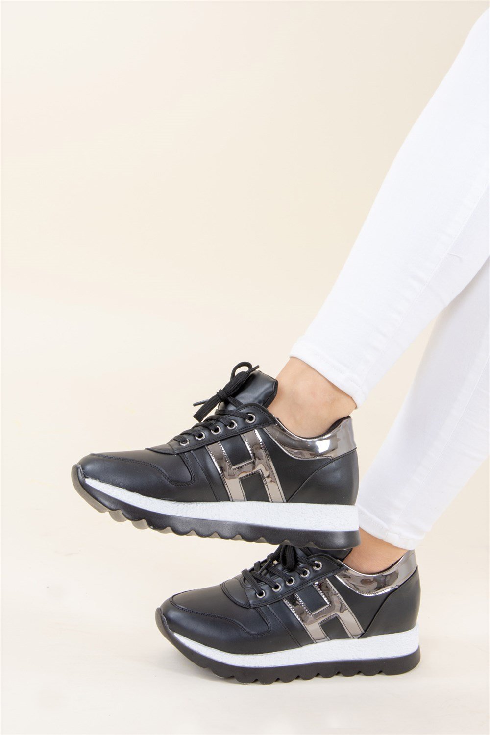 Siyah/Platin Kadın Sneakers F674018309