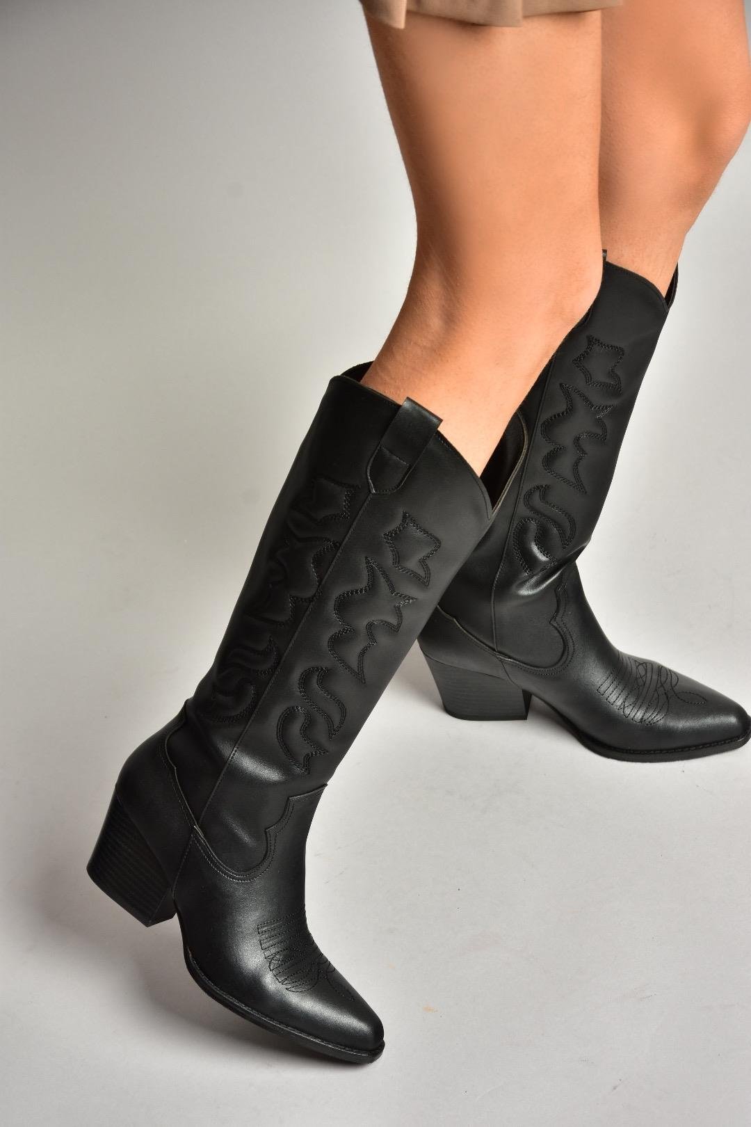 T296815009 Siyah Kovboy Model Kadın Çizme