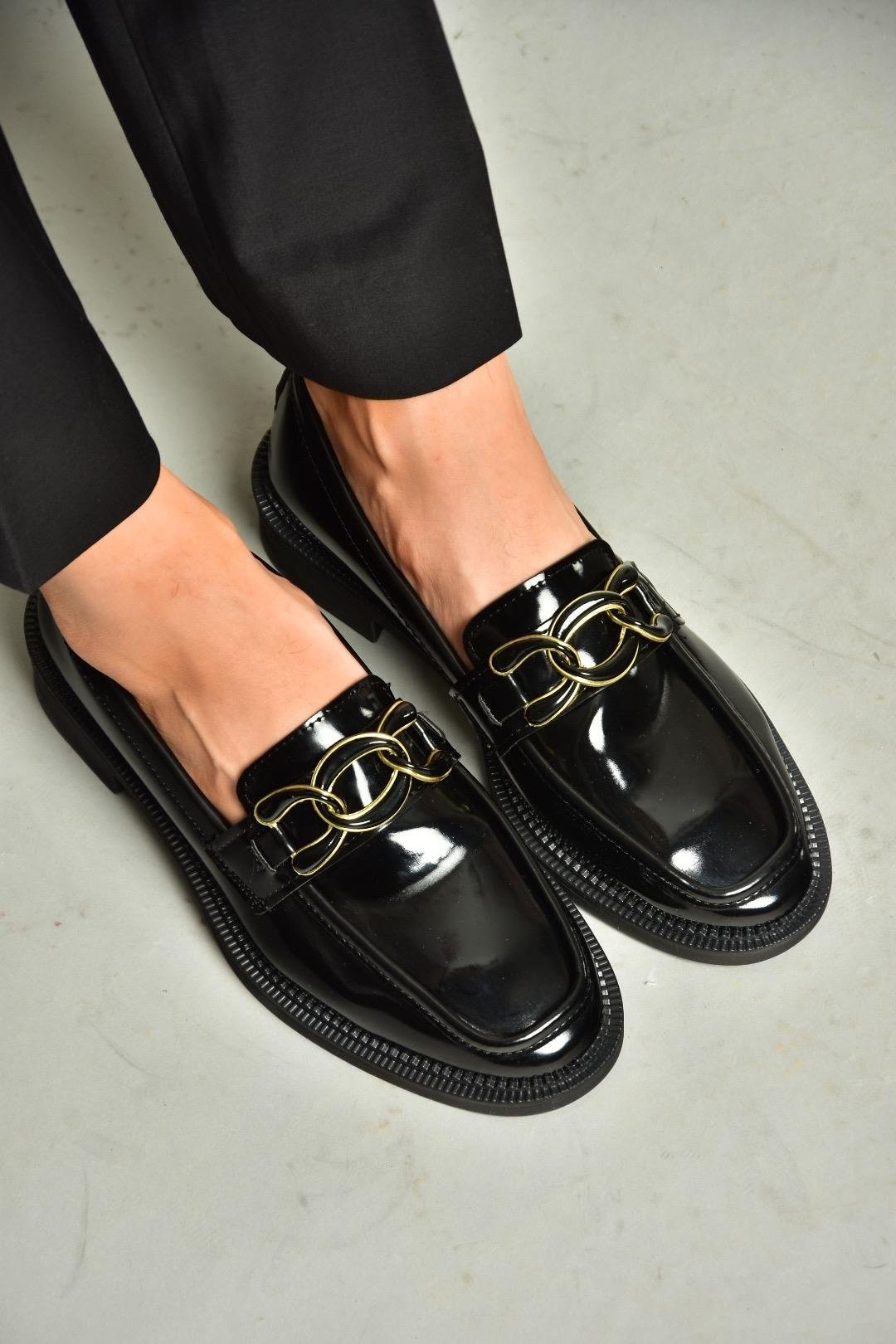 T314576408 Siyah Rugan Loafer Makosen Kadın Ayakkabı