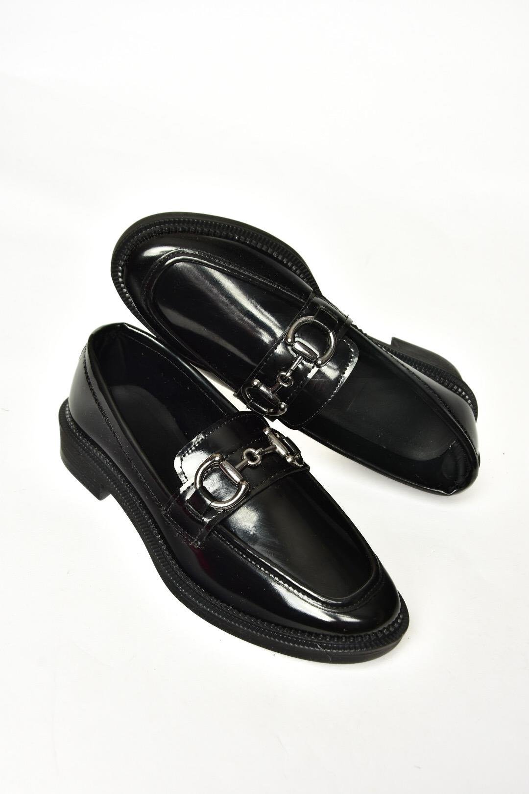 T314598008 Siyah Rugan Loafer Makosen Kadın Ayakkabı