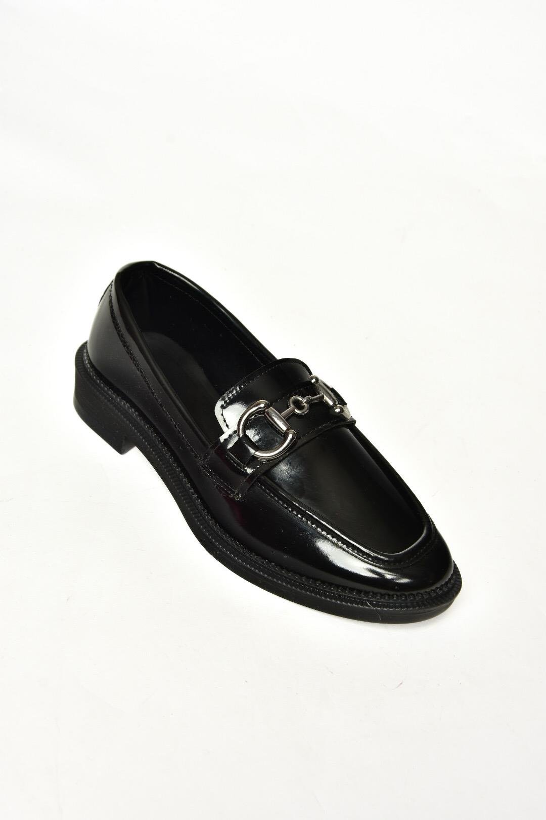 T314598008 Siyah Rugan Loafer Makosen Kadın Ayakkabı