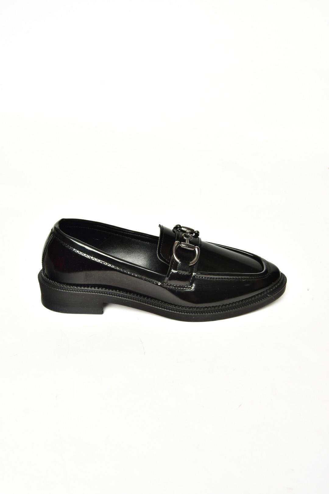 T314598008 Siyah Rugan Loafer Makosen Kadın Ayakkabı