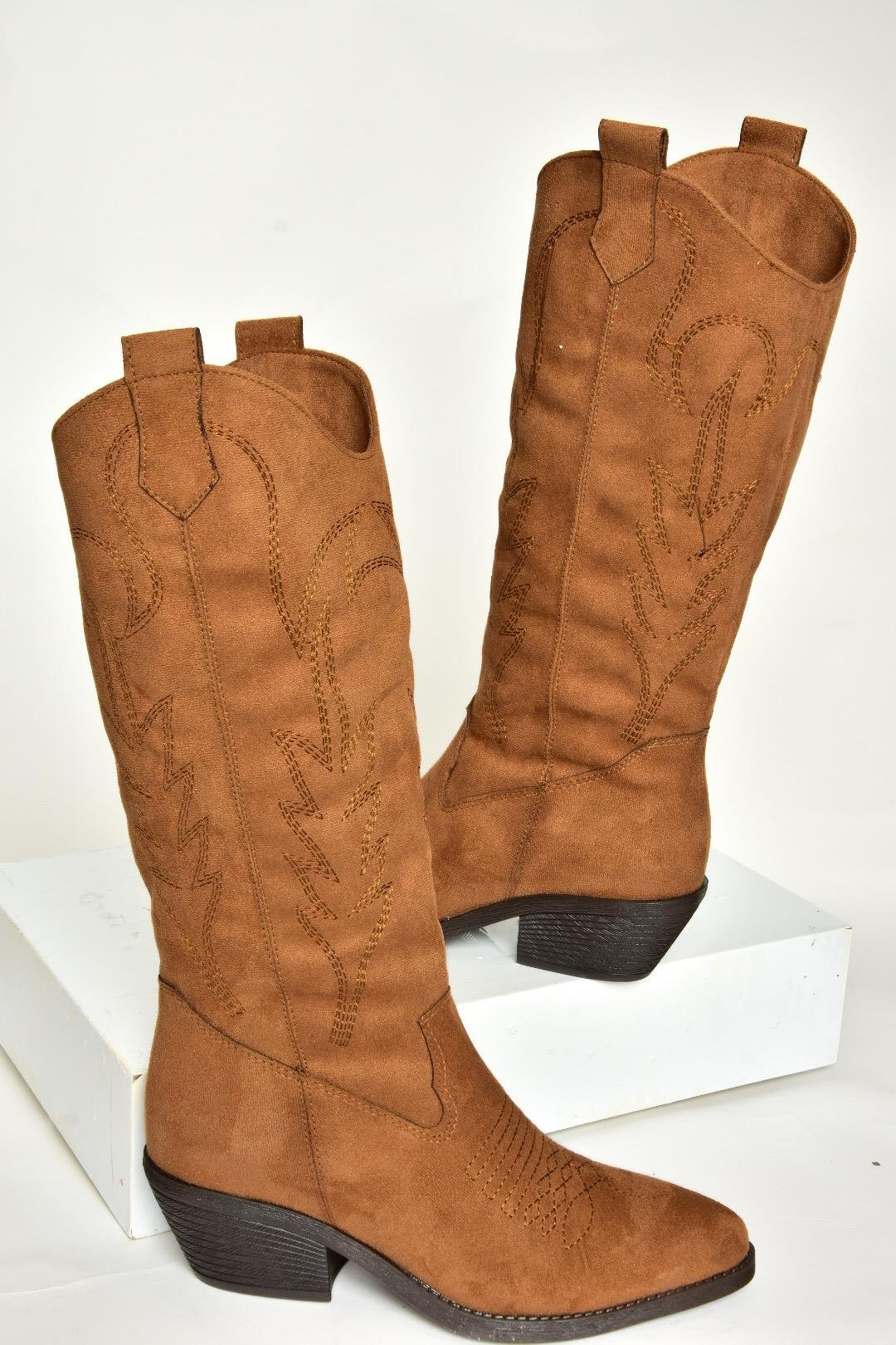 T404401202 Taba Süet Kovboy Model Kadın Çizme