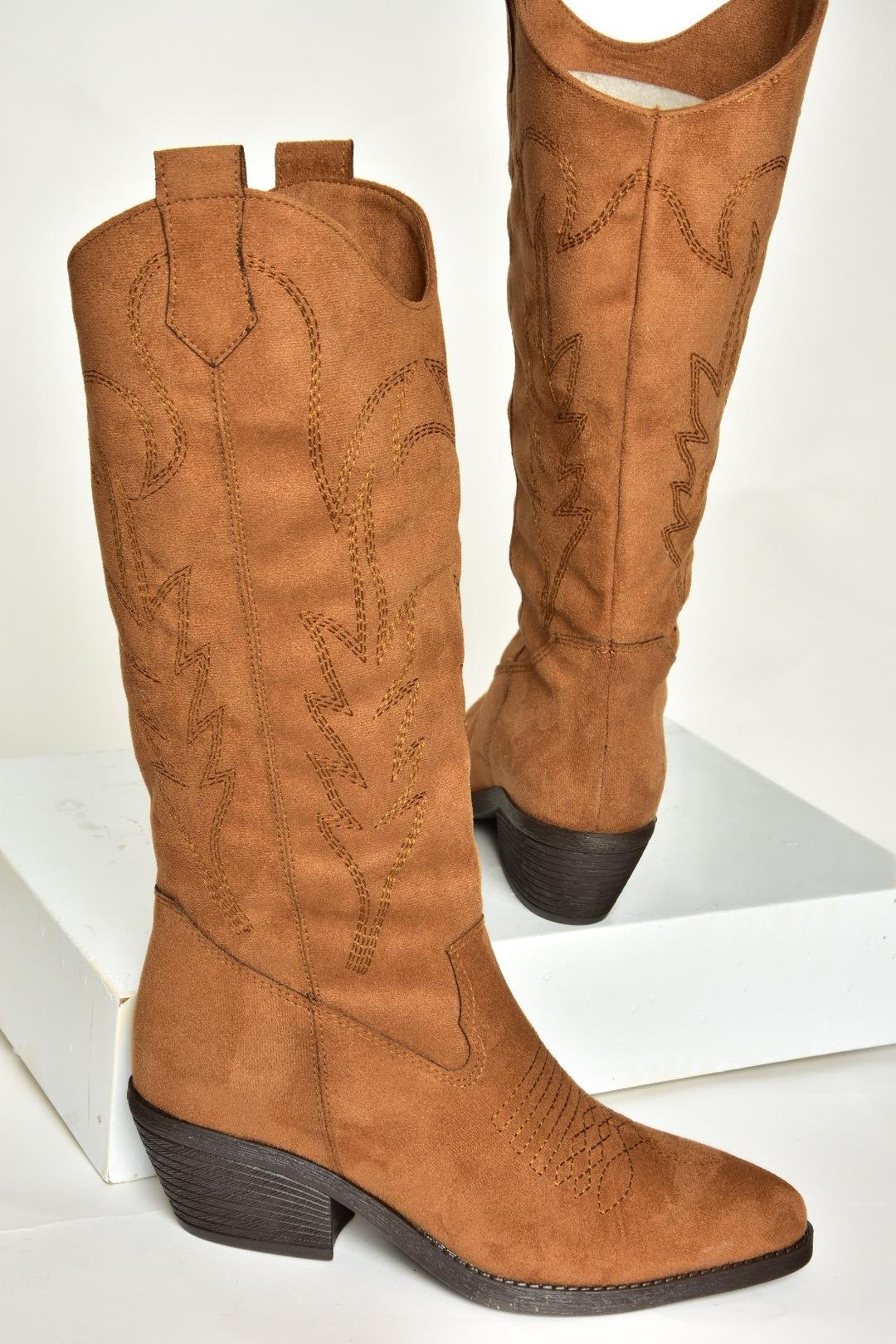 T404401202 Taba Süet Kovboy Model Kadın Çizme