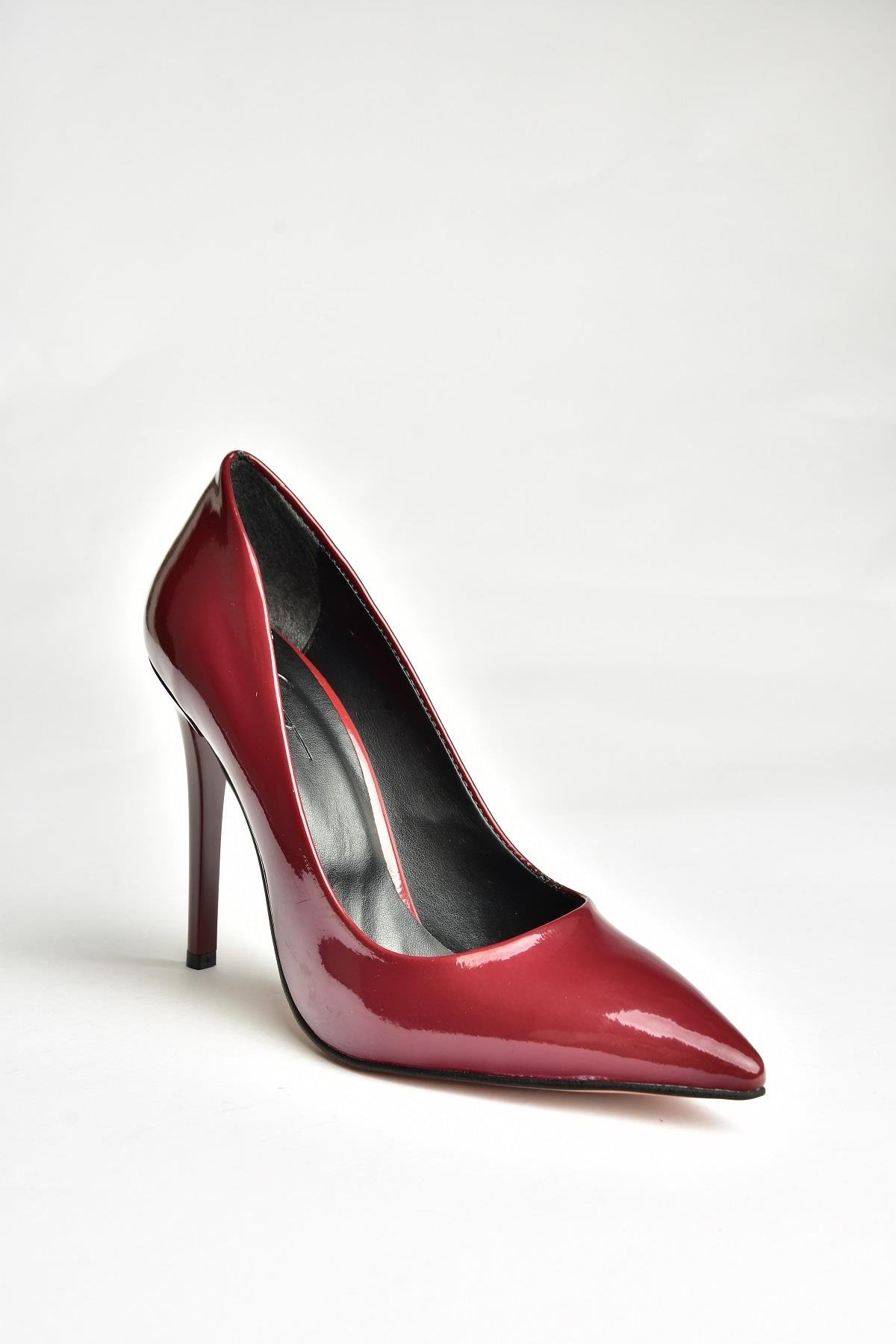T676192008 Bordo Rugan İnce Topuklu Kadın Stiletto