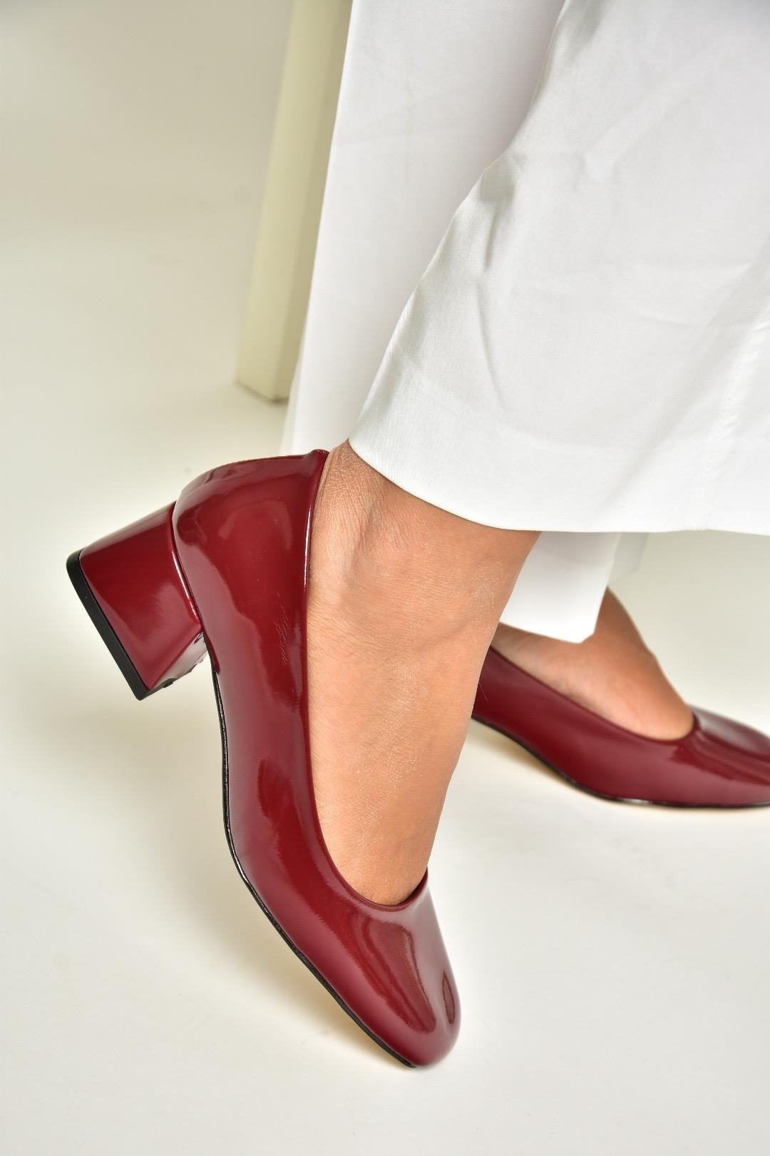 T752827008 Bordo Rugan Alçak Topuklu Kadın Ayakkabı