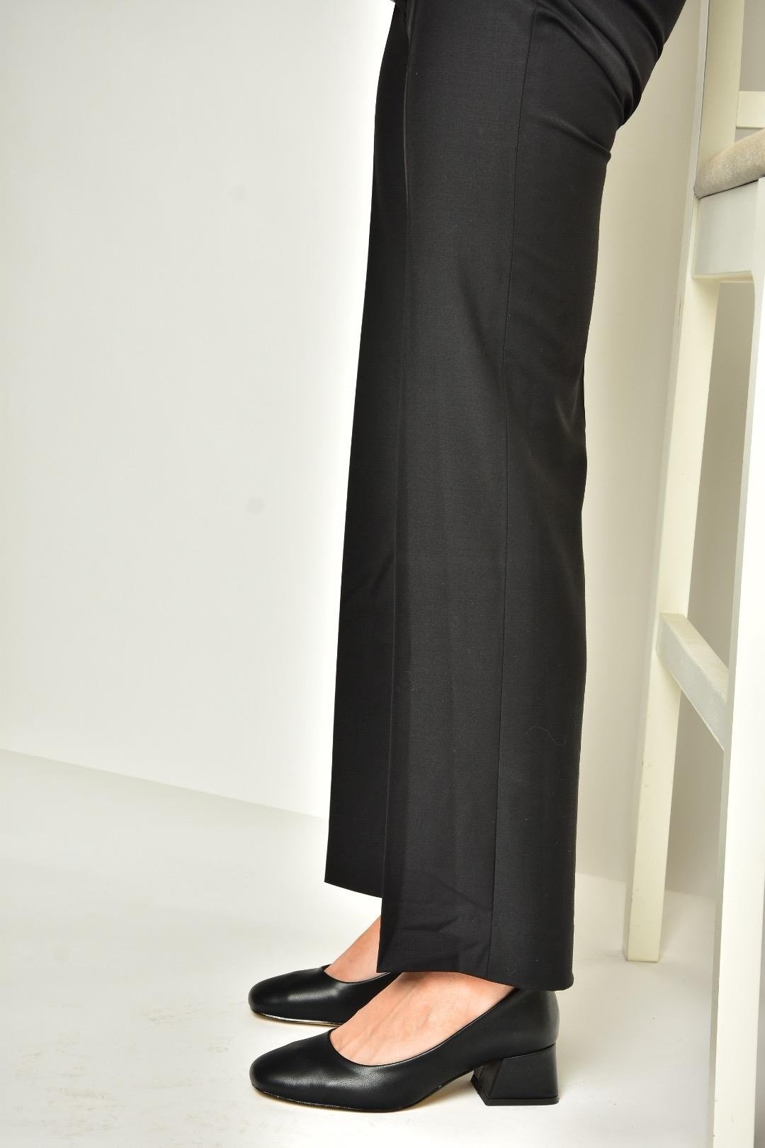 T752827009 Siyah Alçak Topuklu Kadın Ayakkabı