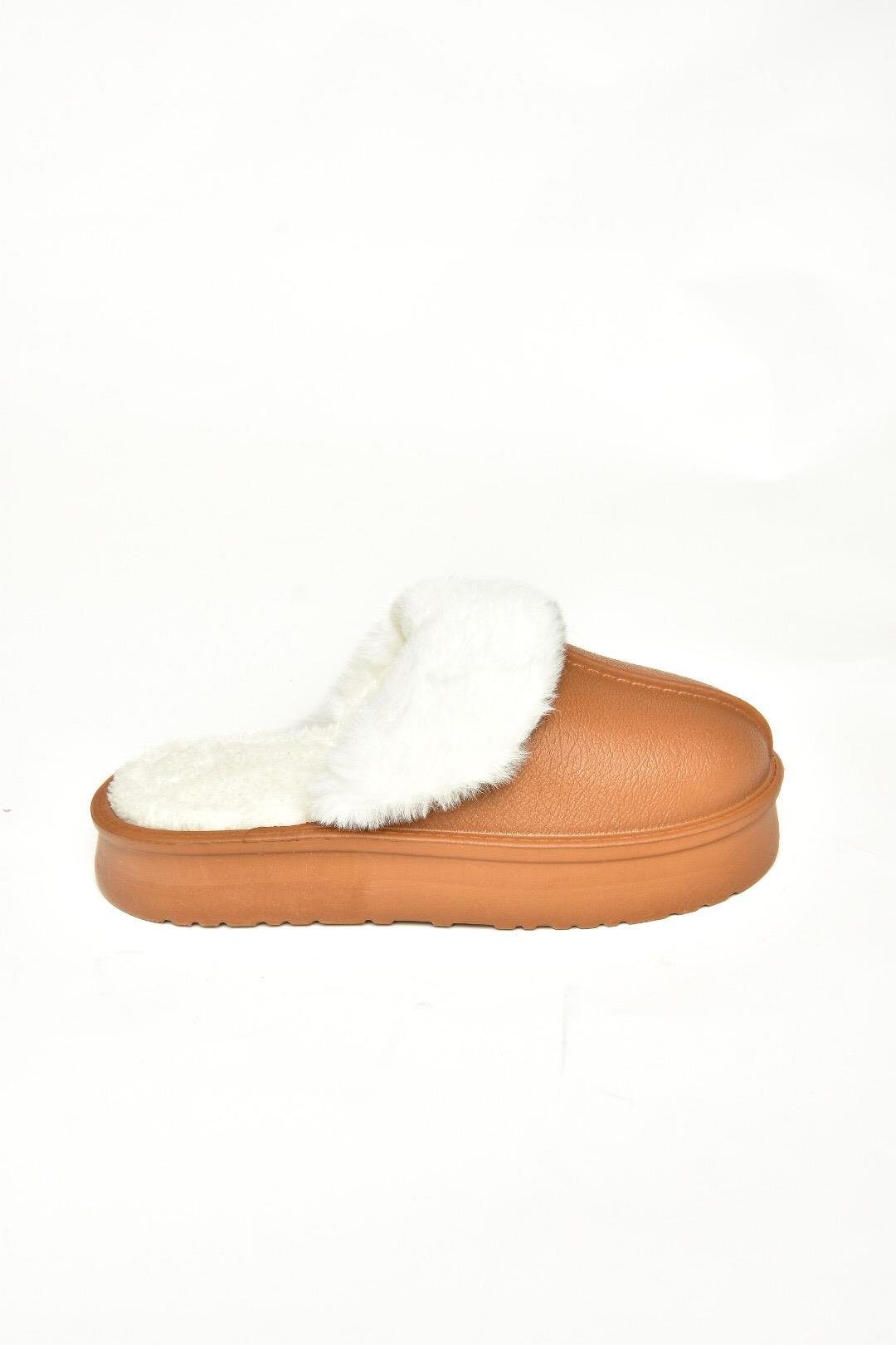 T918264209 Kahverengi İçi Peluş Kadın Terlik