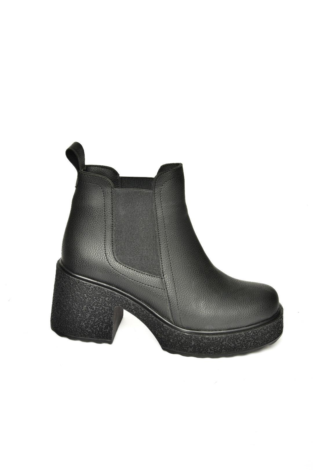 T996220009 Siyah Kalın Topuklu Kadın Bot
