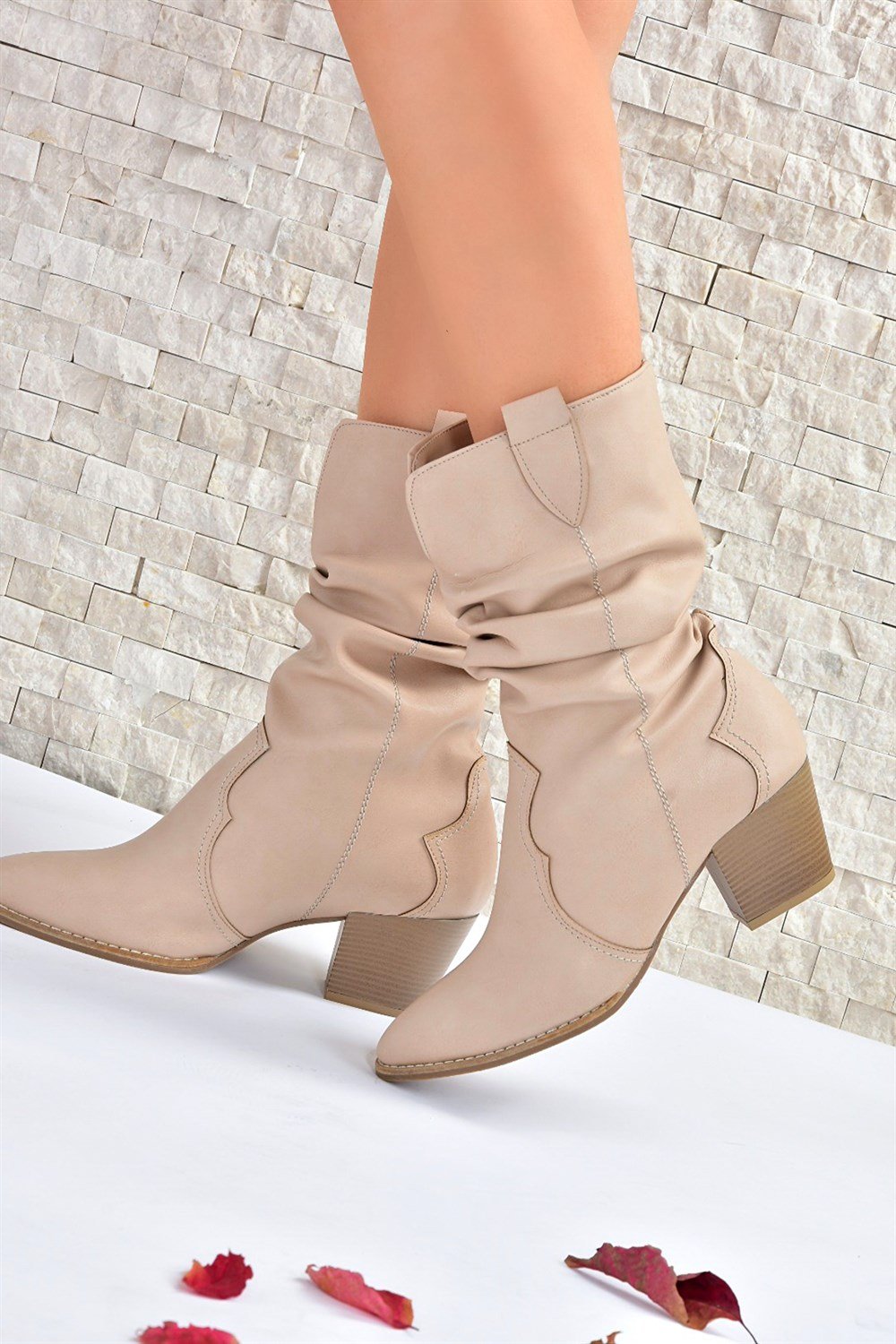 Ten Büzgülü Dallas Kadın Bot J404040009