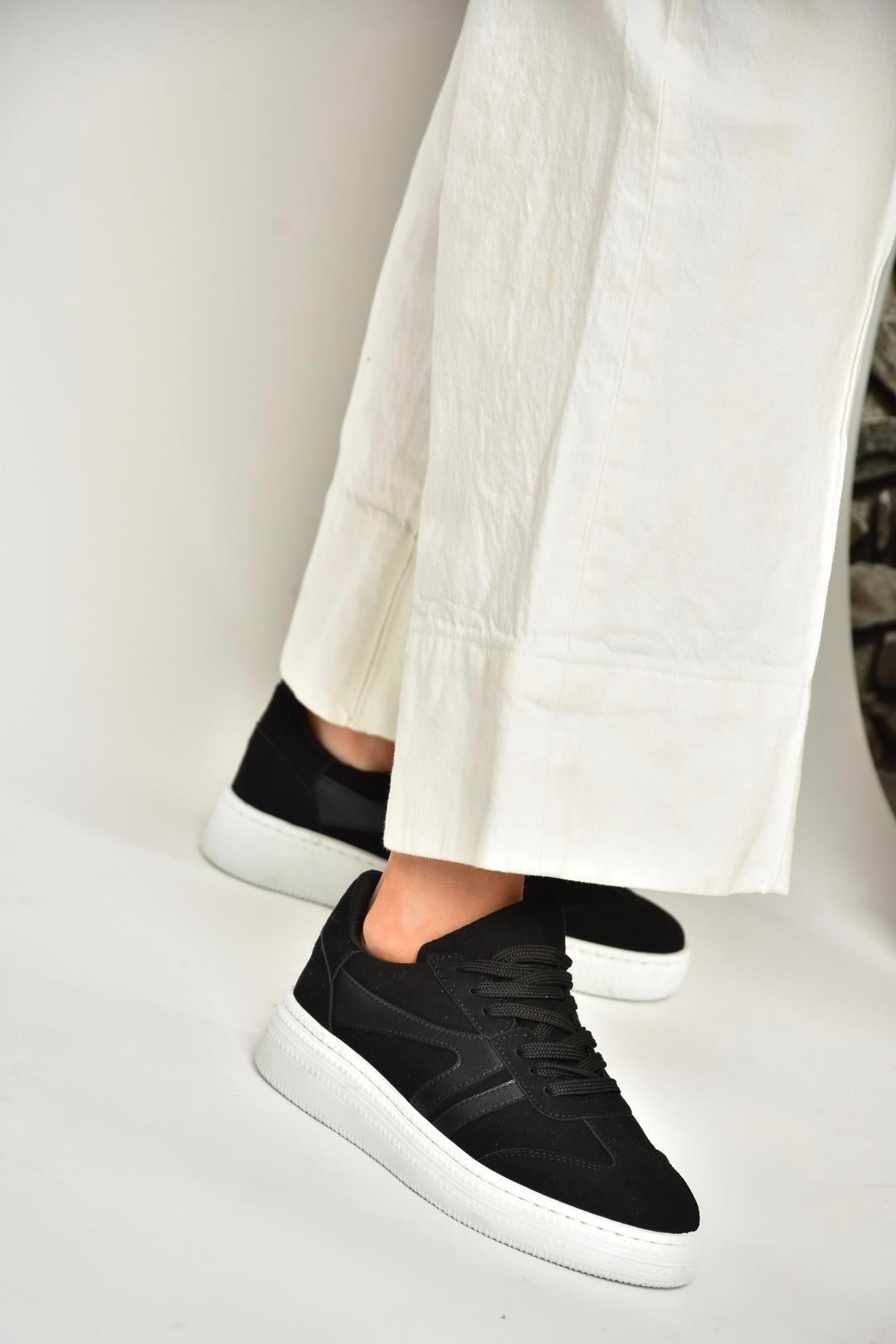 U274431102 Siyah Süet Kadın Spor Ayakkabı Sneakers