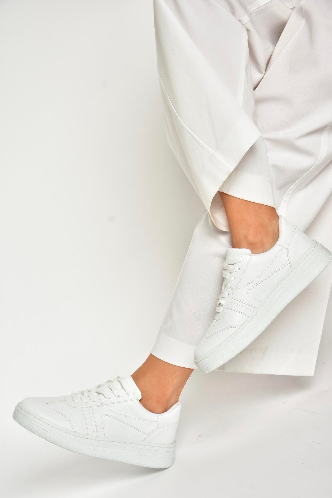 U274431109 Beyaz Kadın Spor Ayakkabı Sneakers