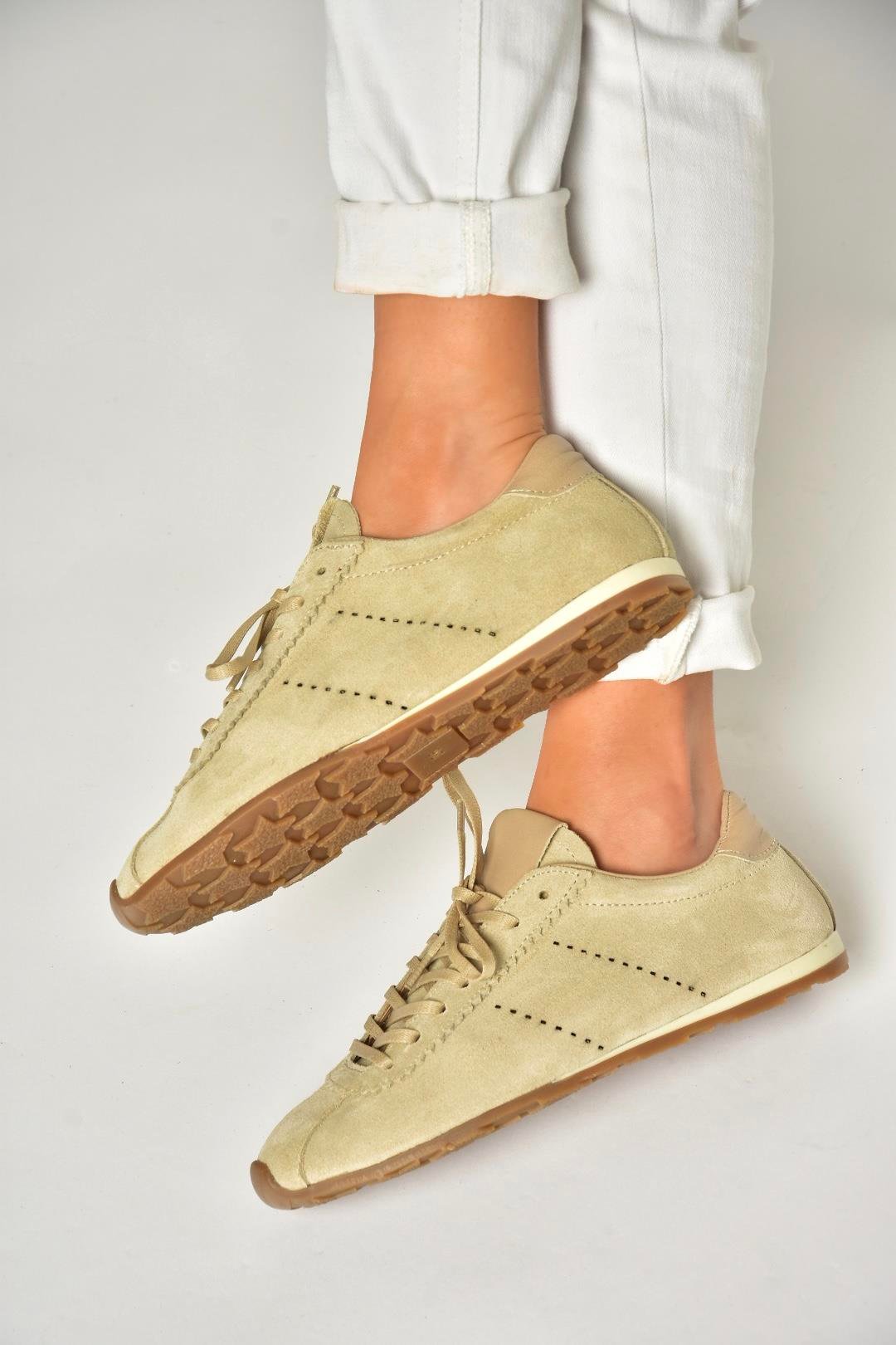 U312311602 Bej Hakiki Deri Süet Kadın Spor Ayakkabı Sneakers