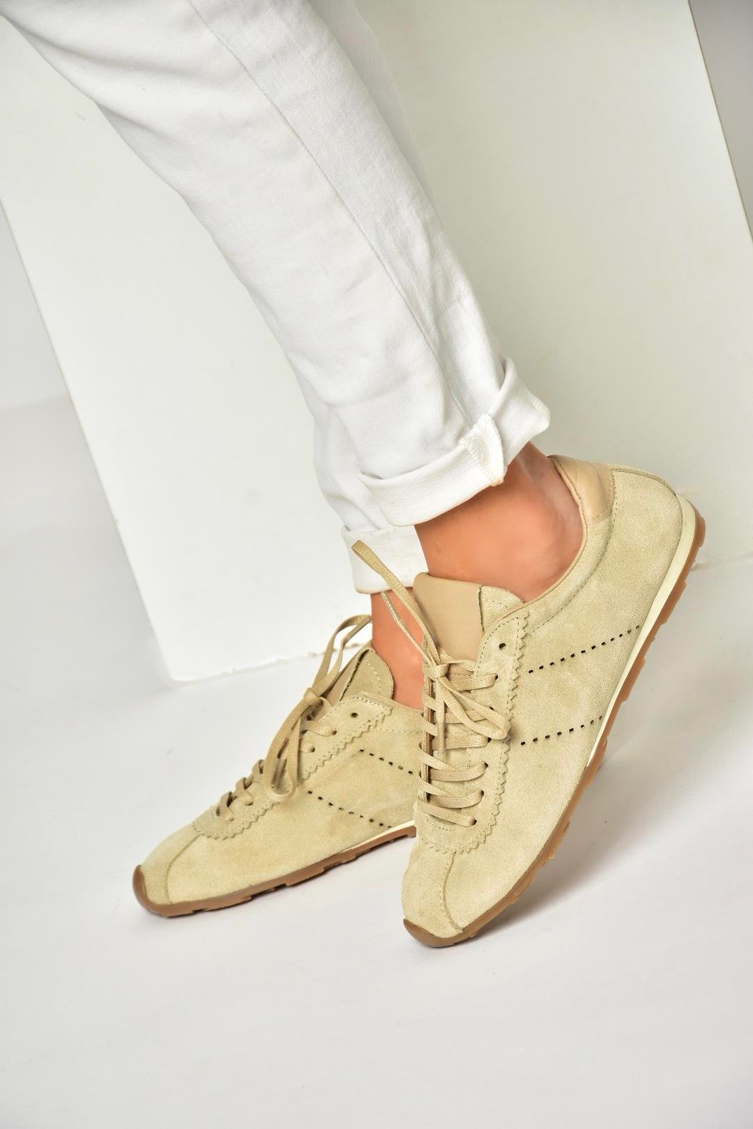 U312311602 Bej Hakiki Deri Süet Kadın Spor Ayakkabı Sneakers