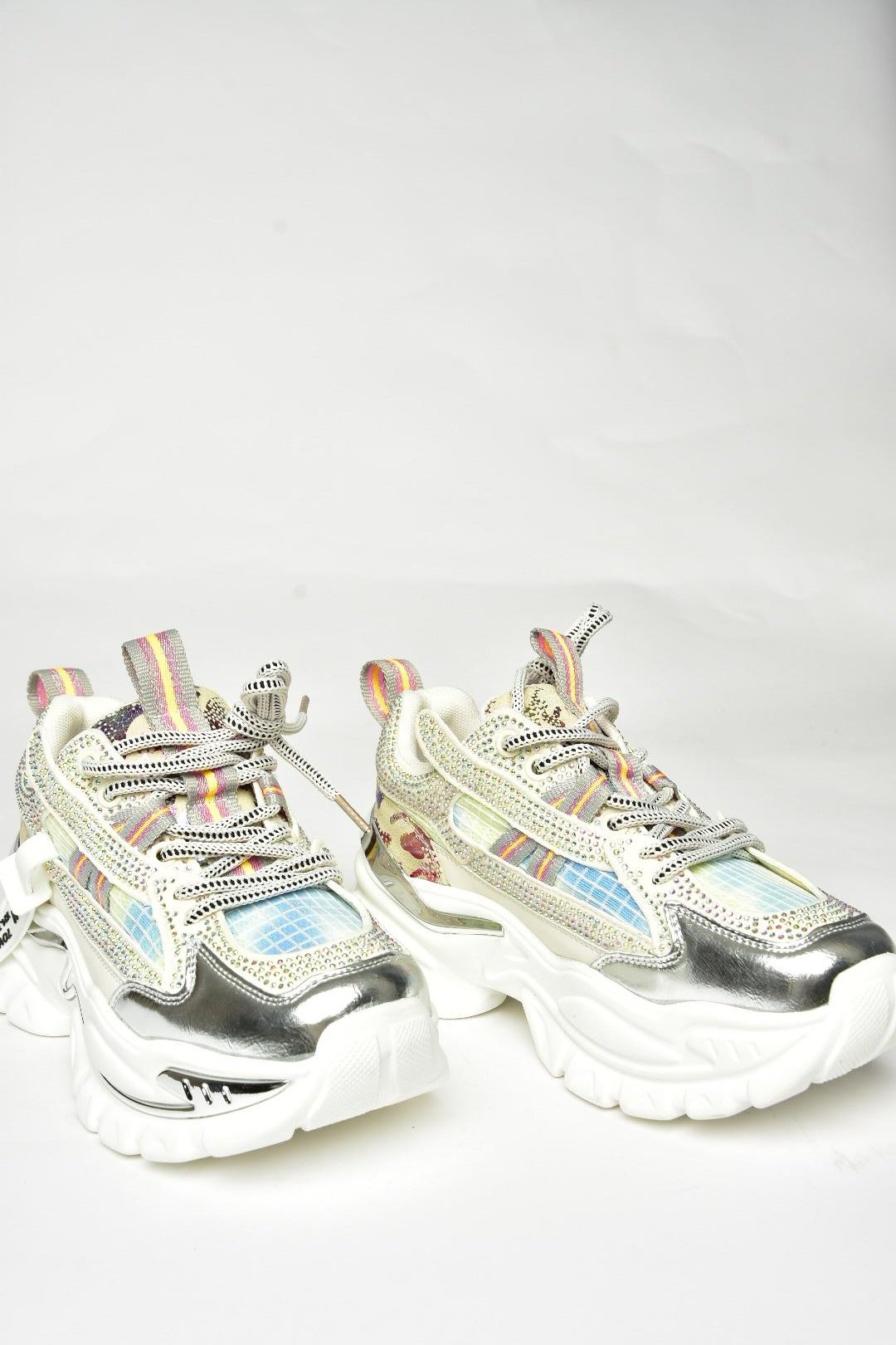 U380141309 Beyaz Taş Detaylı Spor Ayakkabı Sneakers