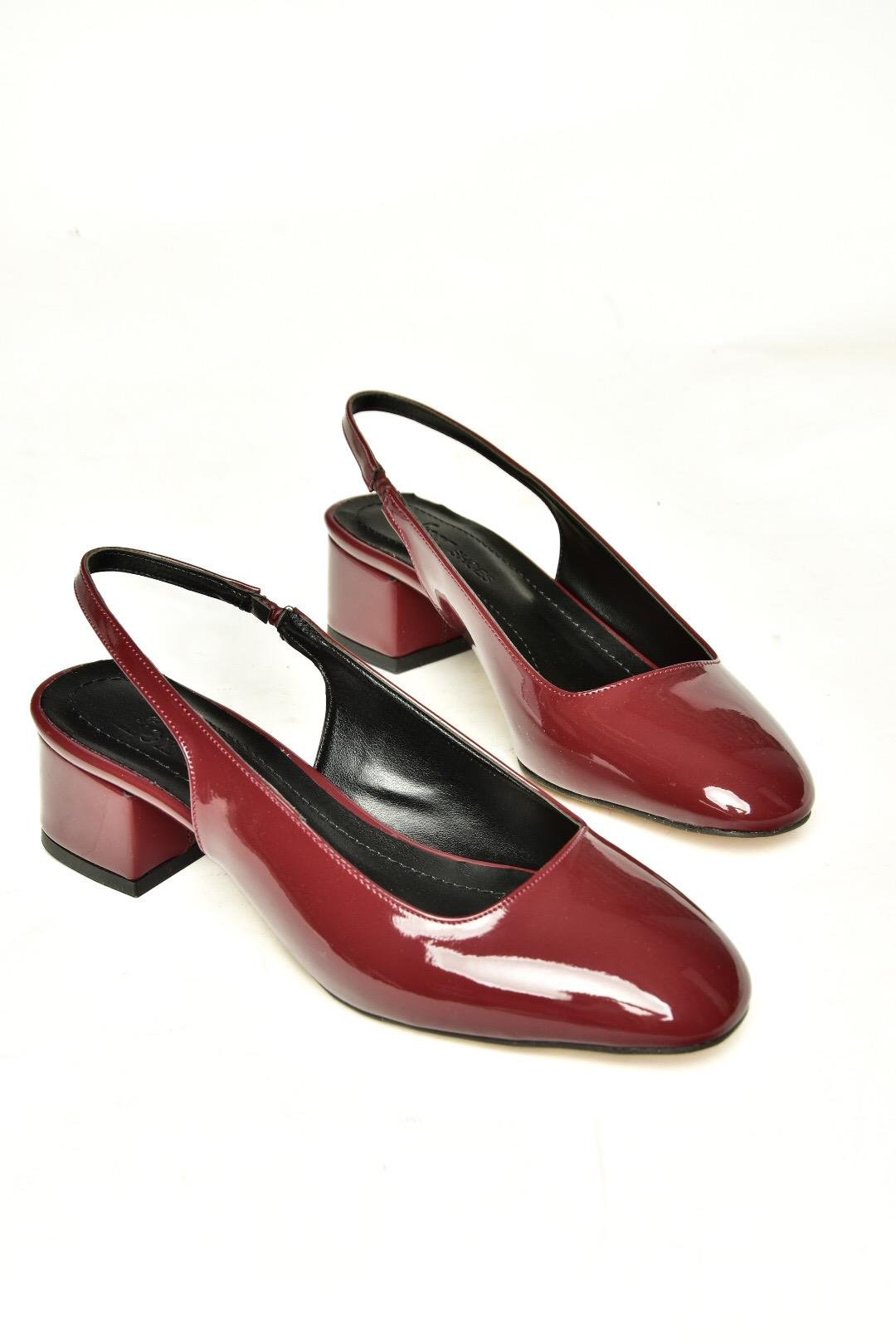 U404603508 Bordo Rugan Alçak Topuklu Kadın Ayakkabı
