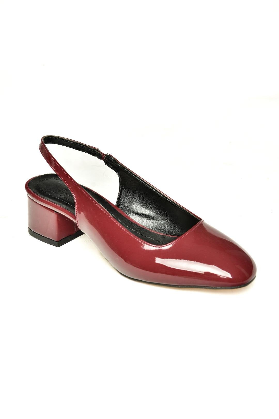U404603508 Bordo Rugan Alçak Topuklu Kadın Ayakkabı