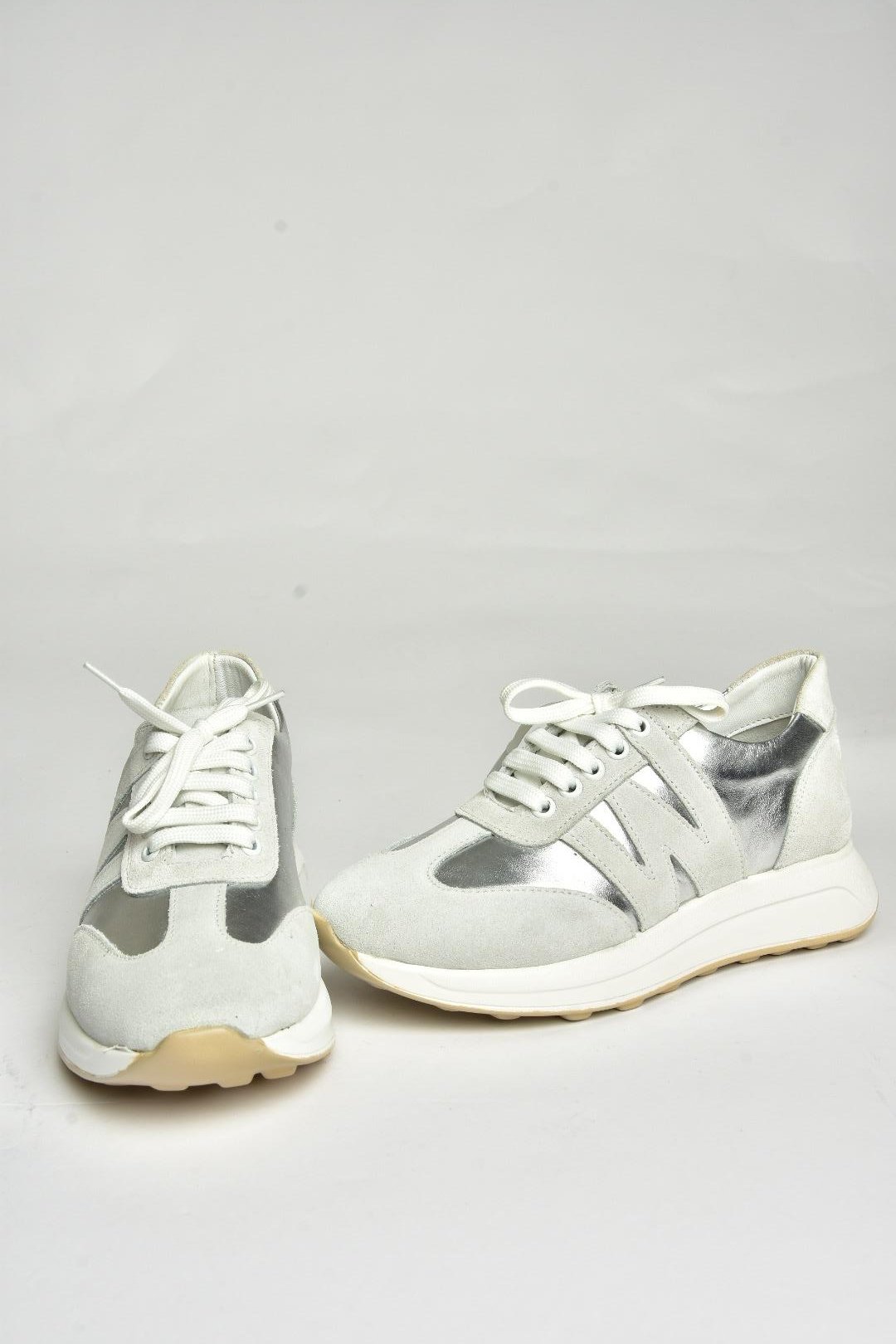 U540039903 Gümüş Hakiki Deri Spor Ayakkabı Sneakers