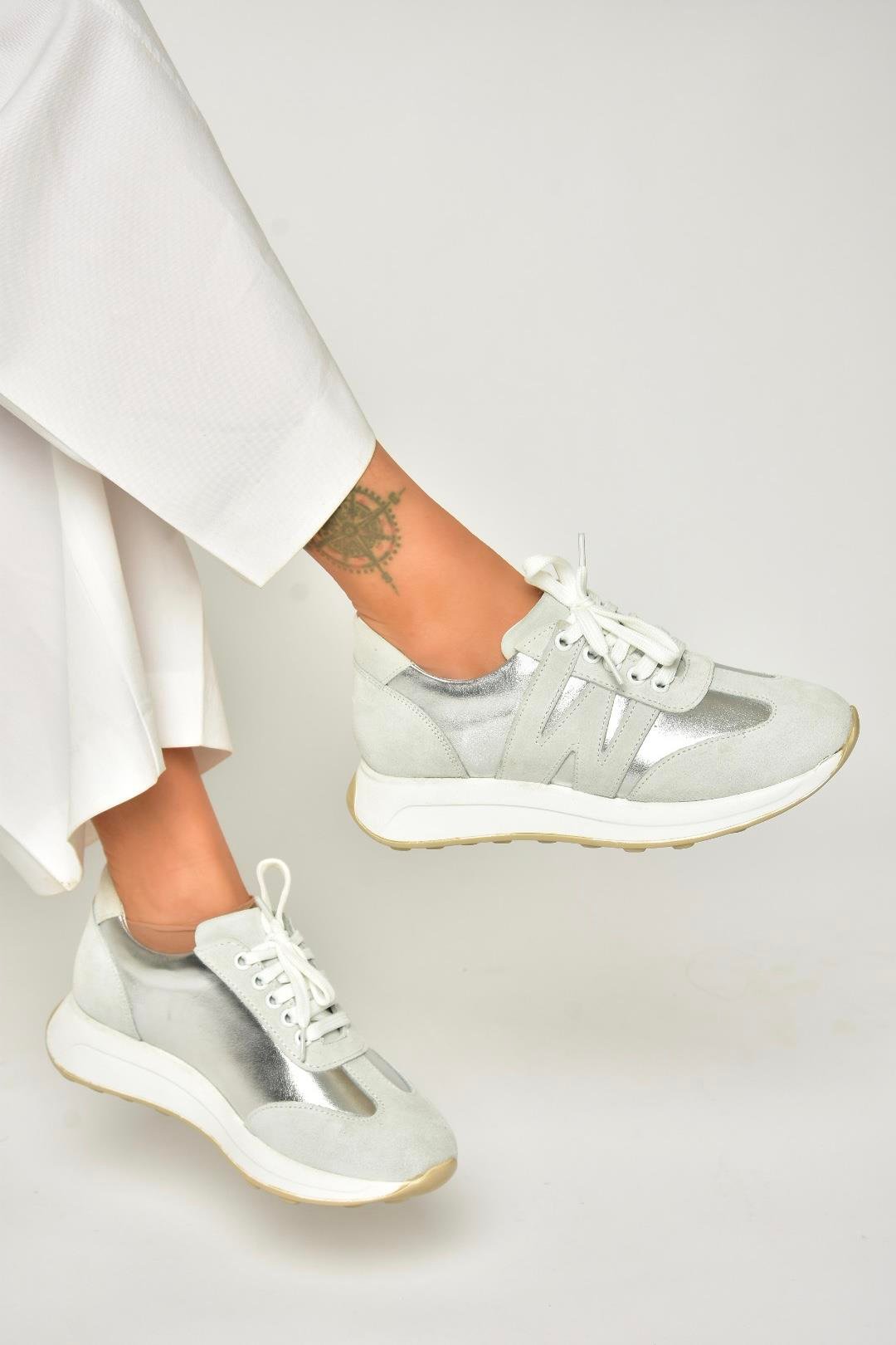 U540039903 Gümüş Hakiki Deri Spor Ayakkabı Sneakers