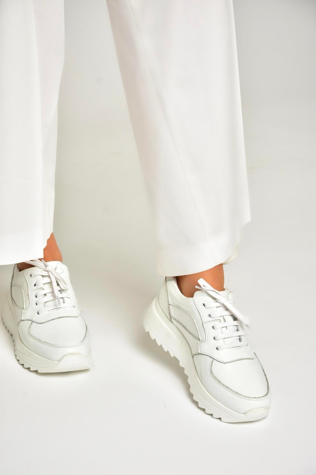 U540709003 Beyaz Hakiki Deri Spor Ayakkabı Sneakers