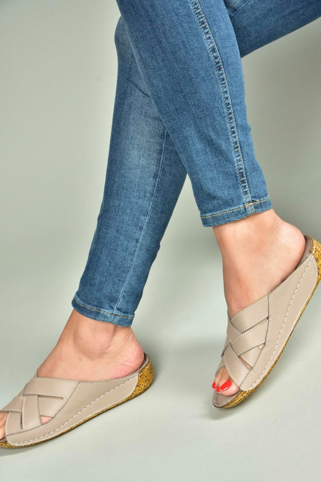 U555123403 Vizon Hakiki Deri Kadın Terlik