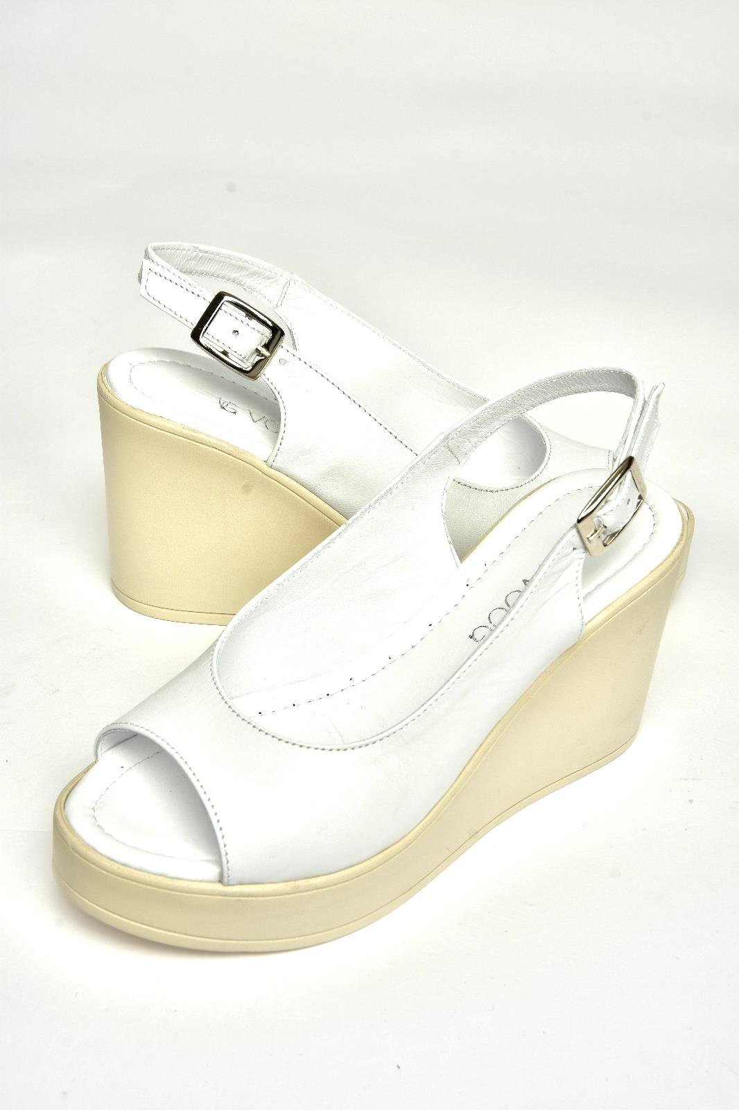 U555225003 Beyaz Hakiki Deri Dolgu Topuklu Kadın Ayakkabı