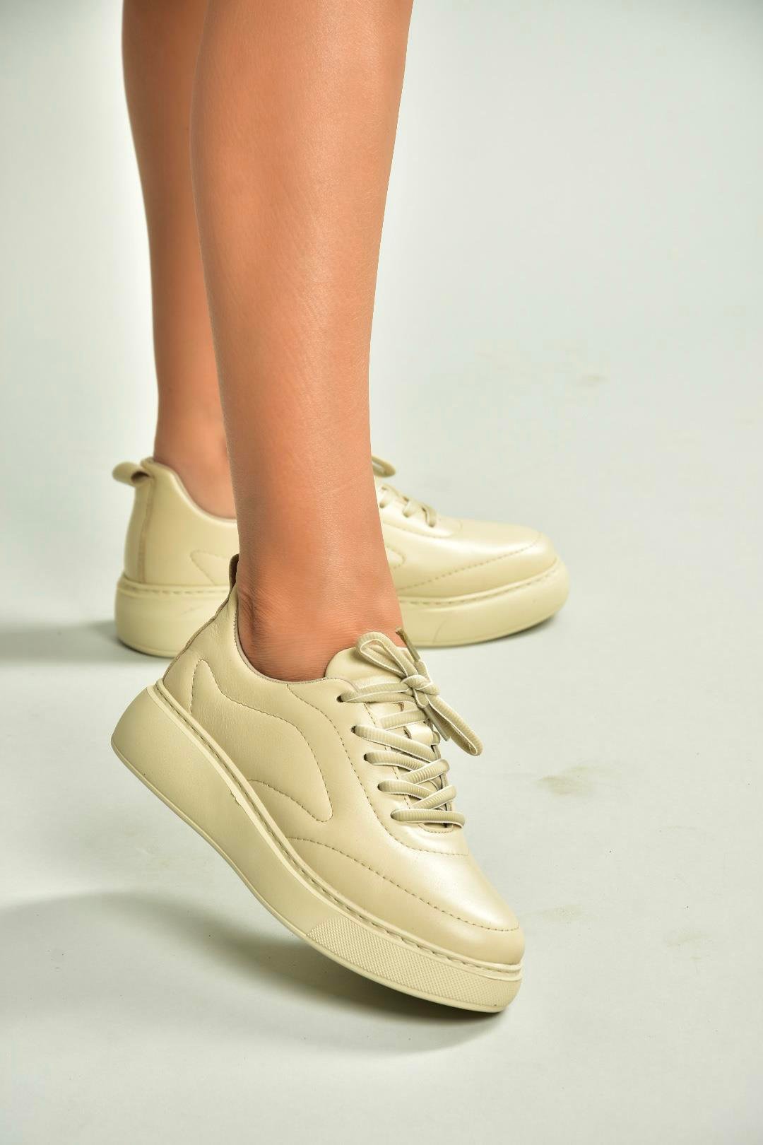 U555250603 Bej Hakiki Deri Spor Ayakkabı Sneakers