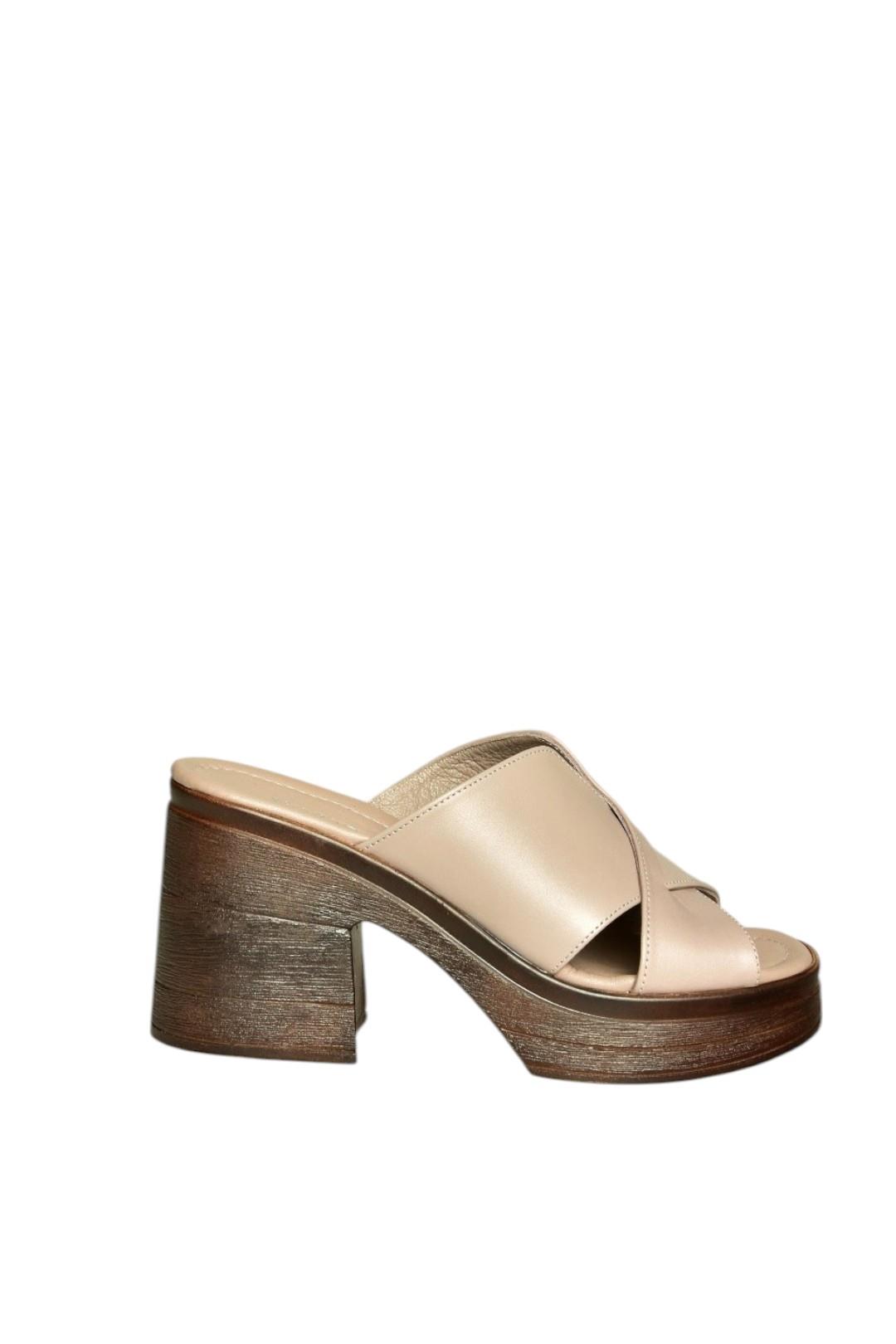 U555931503 Bej Hakiki Deri Kalın Topuklu Kadın Terlik