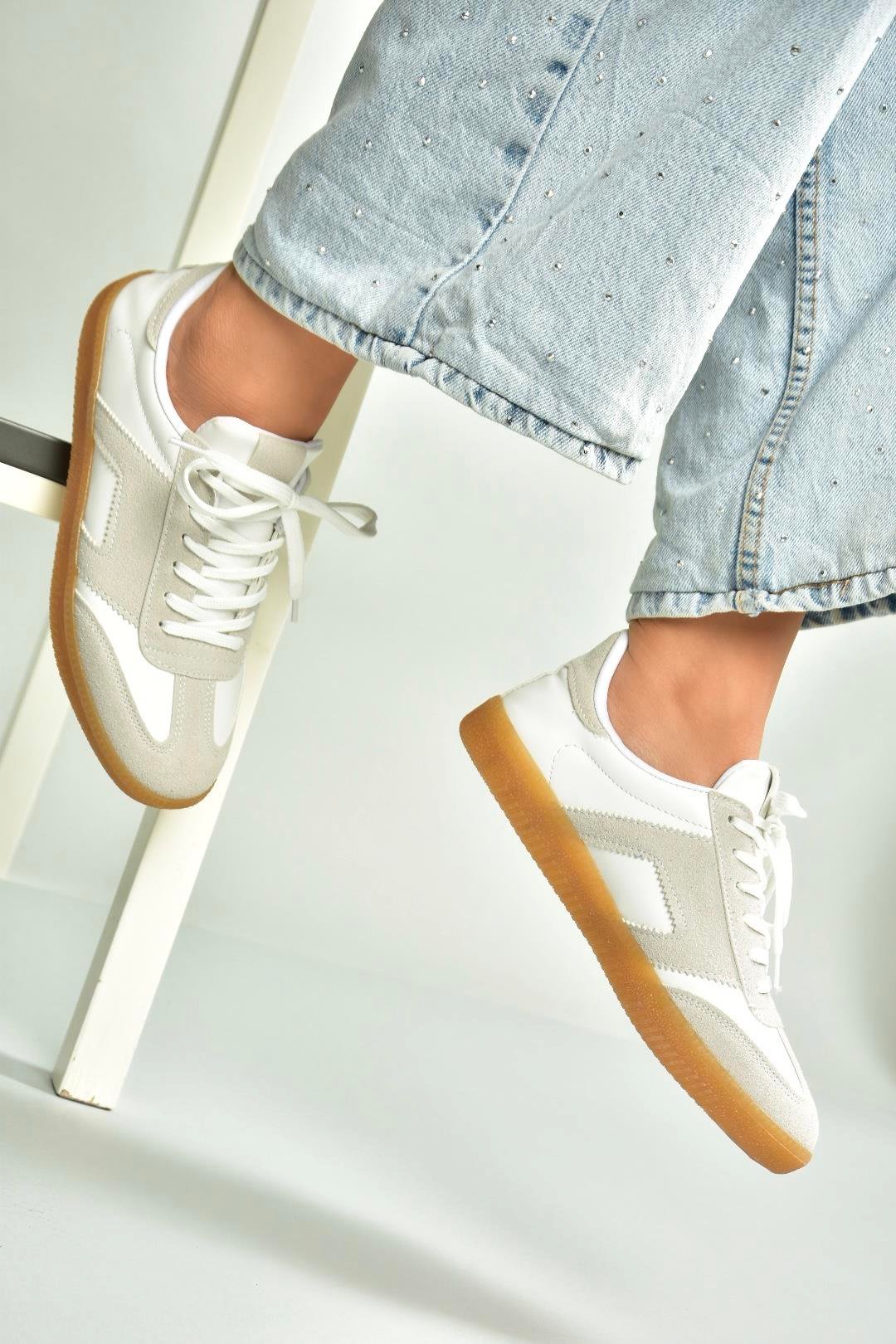 U652857302 Beyaz/Gri Süet Kadın Spor Ayakkabı Sneakers