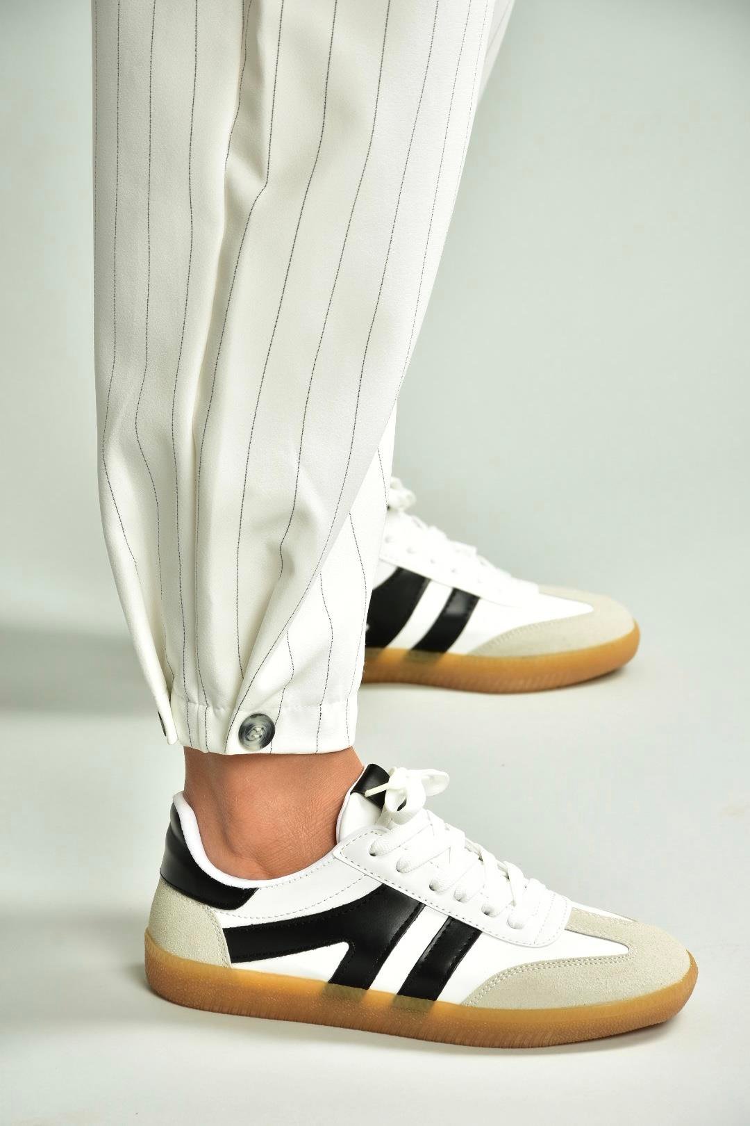 U652861409 Beyaz/Siyah Kadın Spor Ayakkabı Sneakers