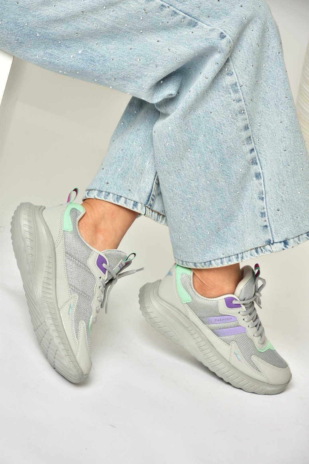 U702001504 Gri/Lila Kumaş Spor Ayakkabı Sneakers