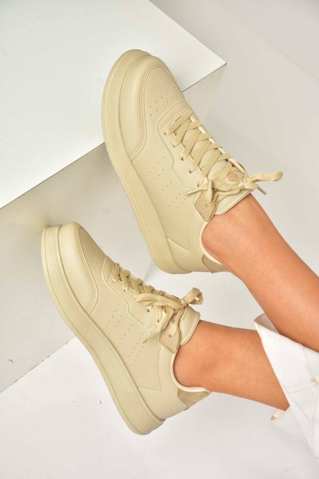 U702015809 Bej Spor Ayakkabı Sneakers