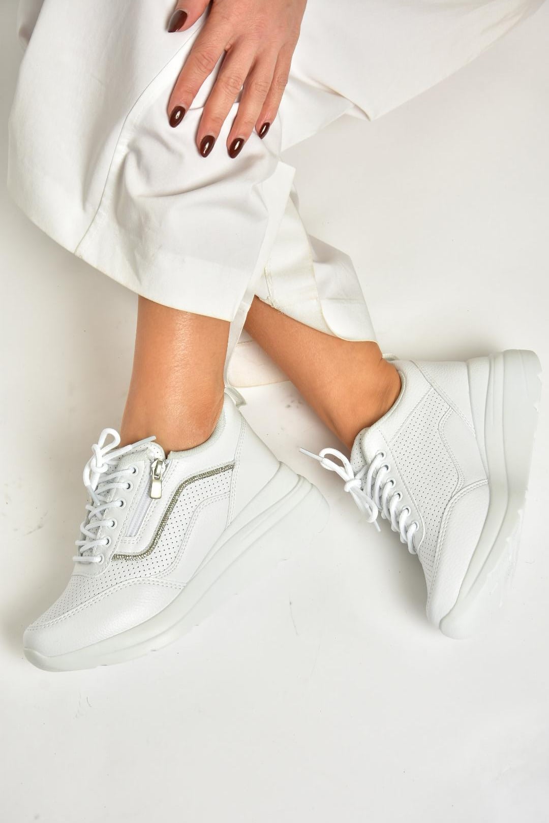 U702020709 Beyaz Kalın Tabanlı Spor Ayakkabı Sneakers